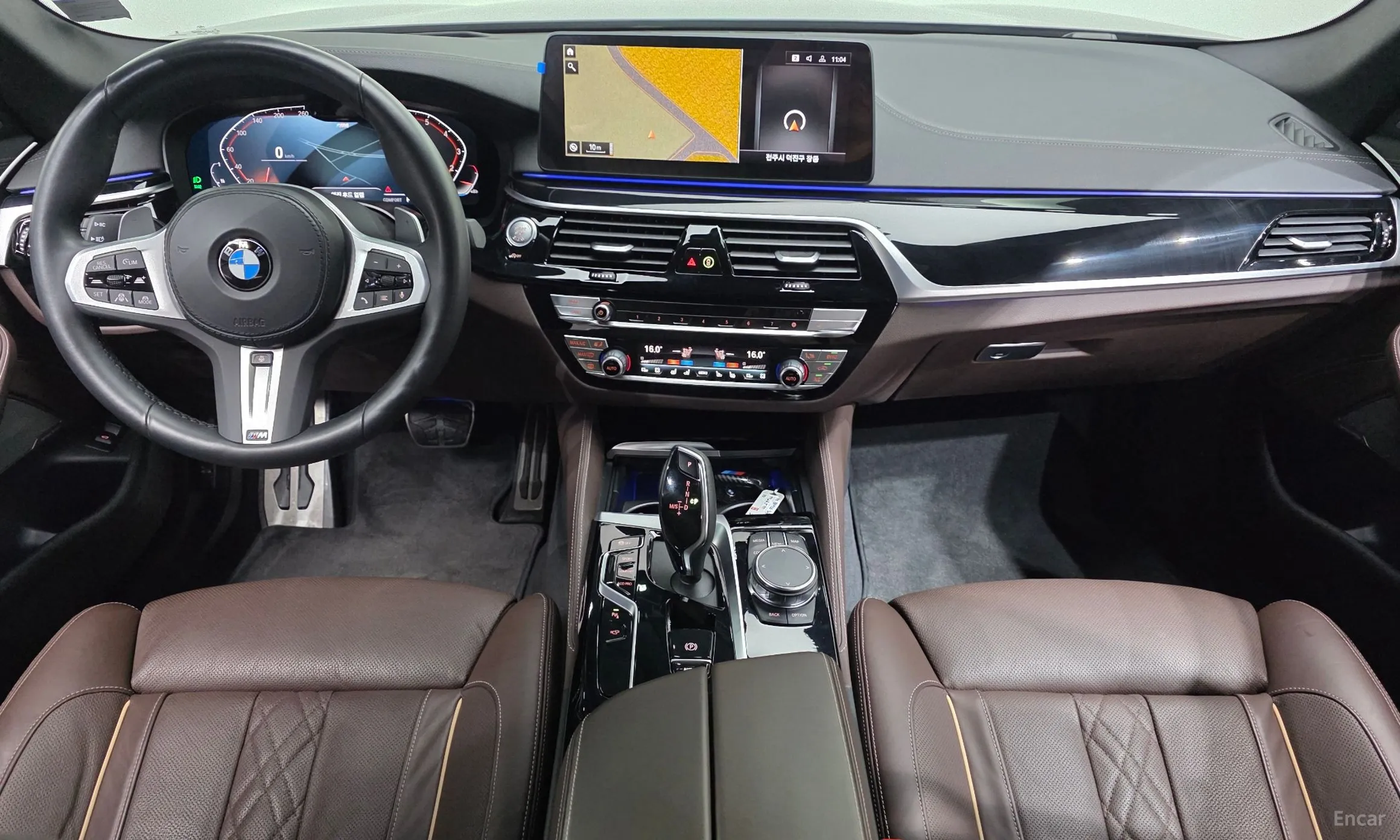 BMW 5 Series (G30) превью 7