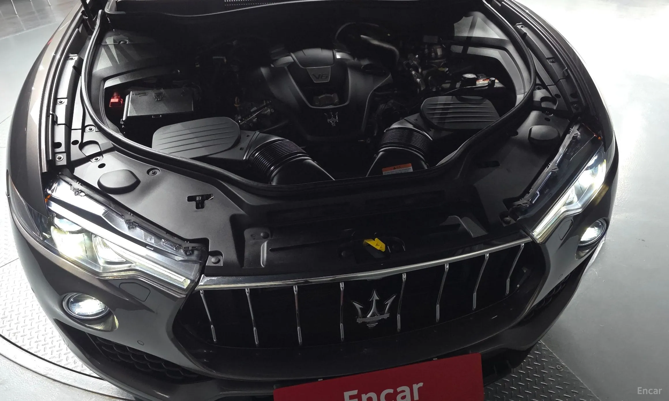 Maserati Levante превью 6