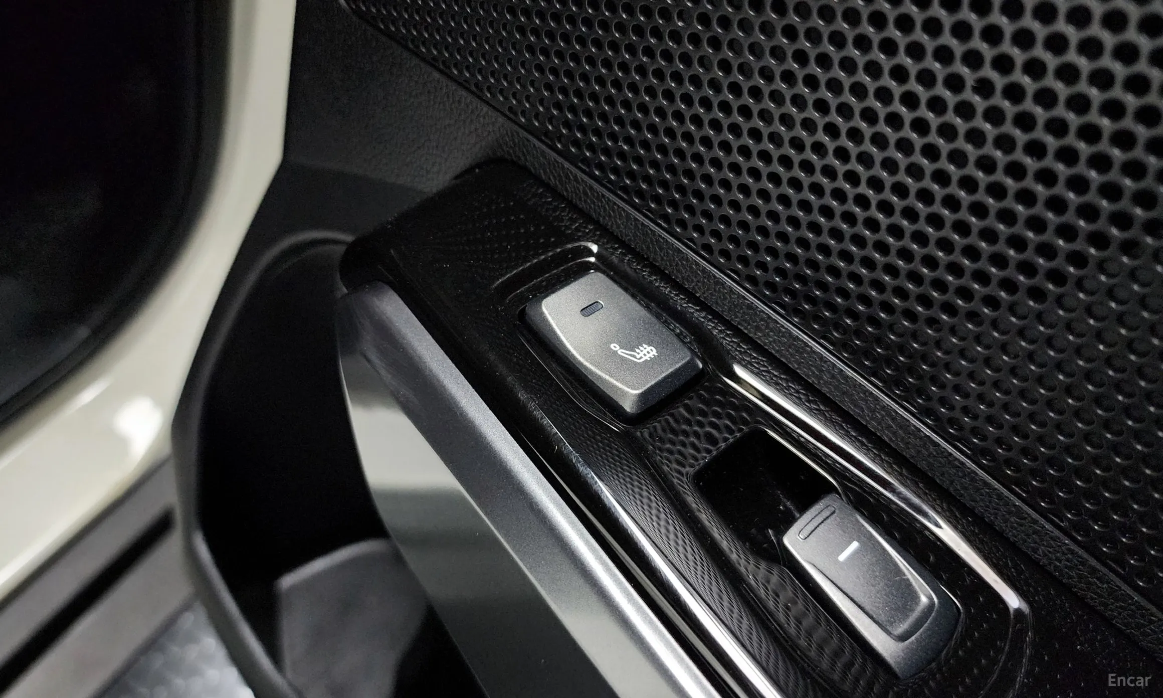 KG Mobility (SsangYong) Berry New Tivoli превью 14