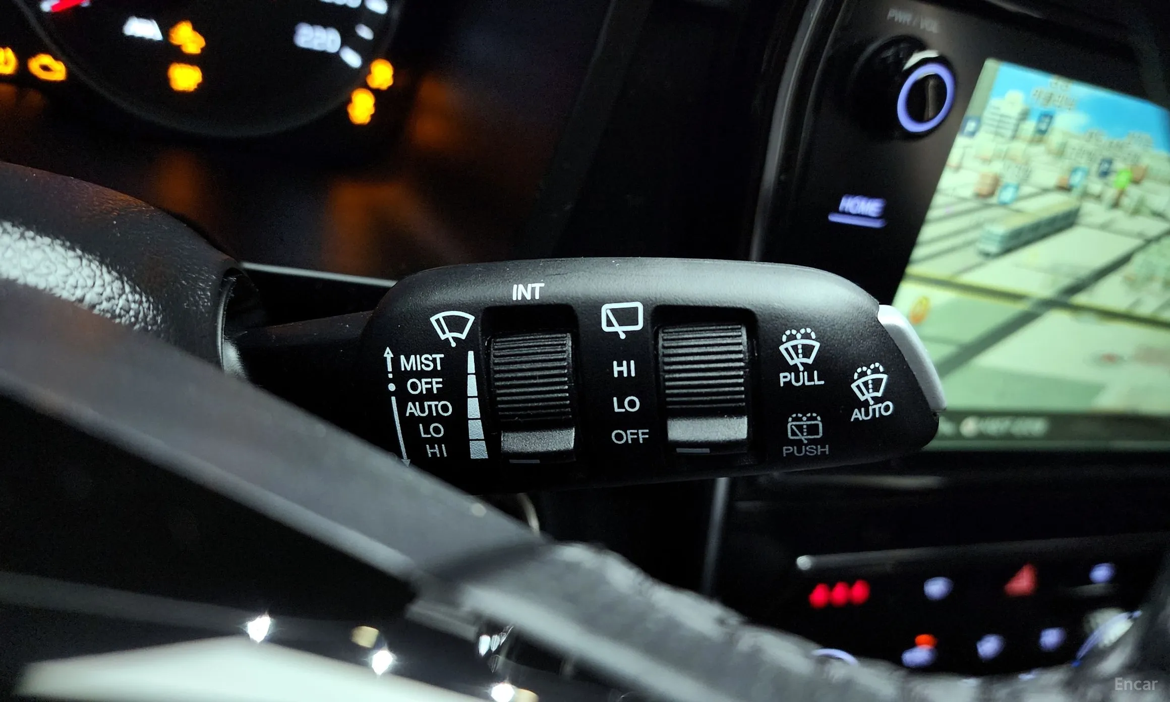 KG Mobility (SsangYong) Berry New Tivoli превью 9
