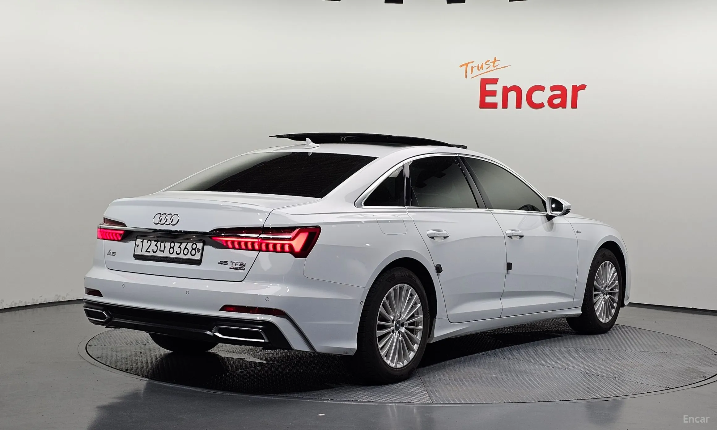 Audi A6 (C8) превью 2