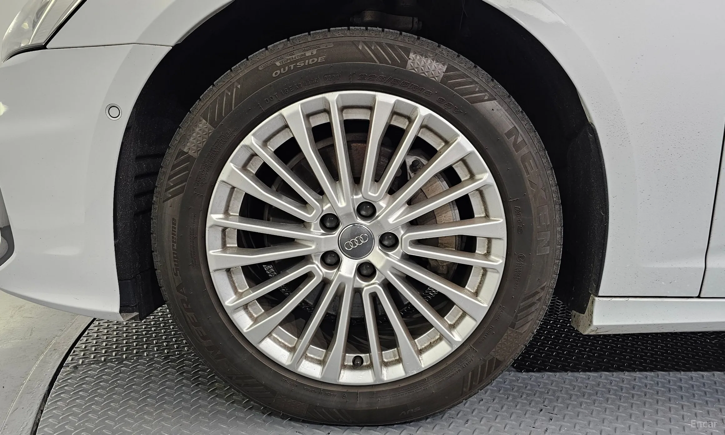 Audi A6 (C8) превью 5
