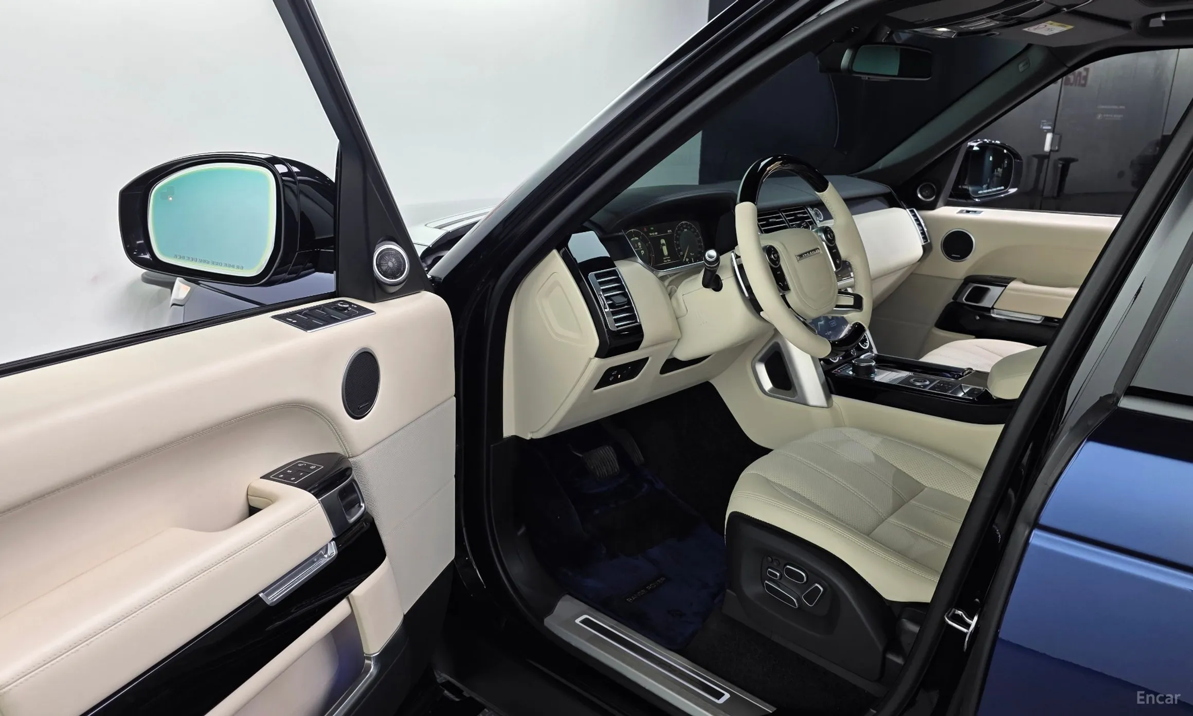 Land Rover Range Rover 4th Generation превью 10