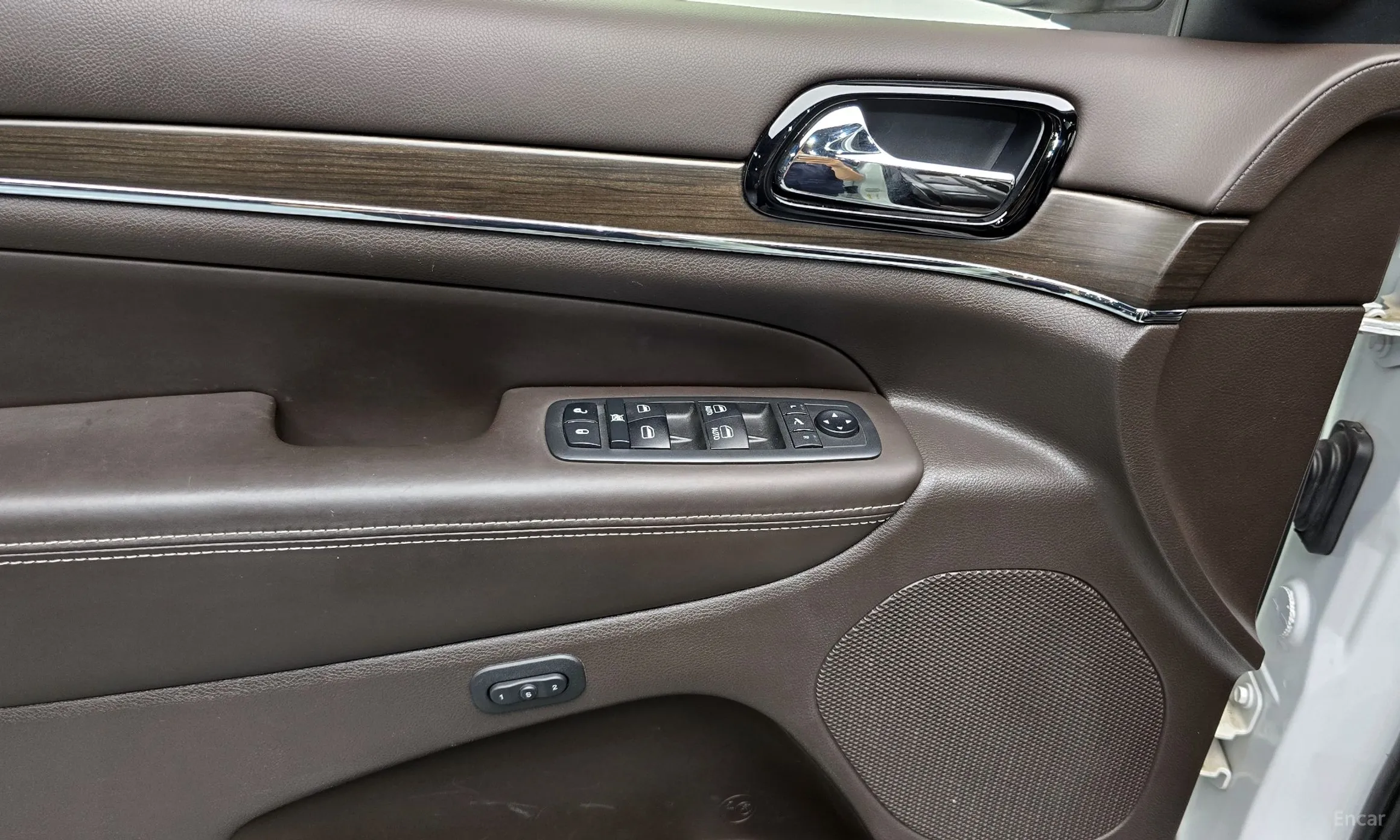 Jeep Grand Cherokee превью 19