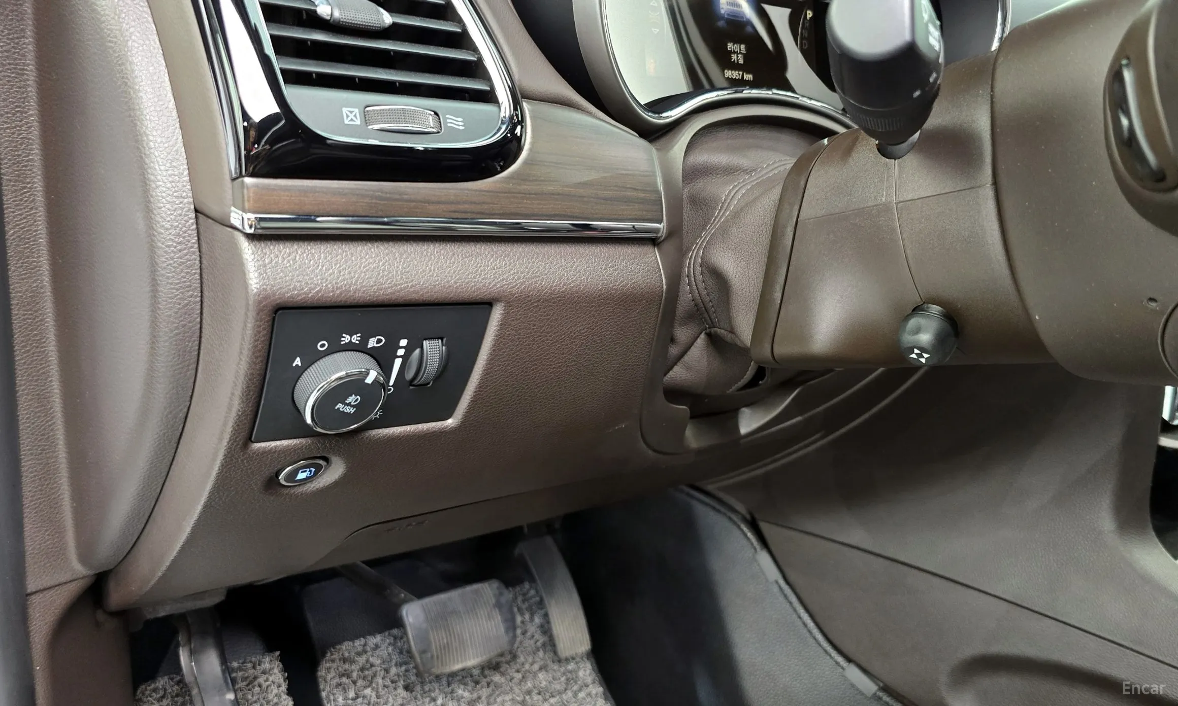 Jeep Grand Cherokee превью 20