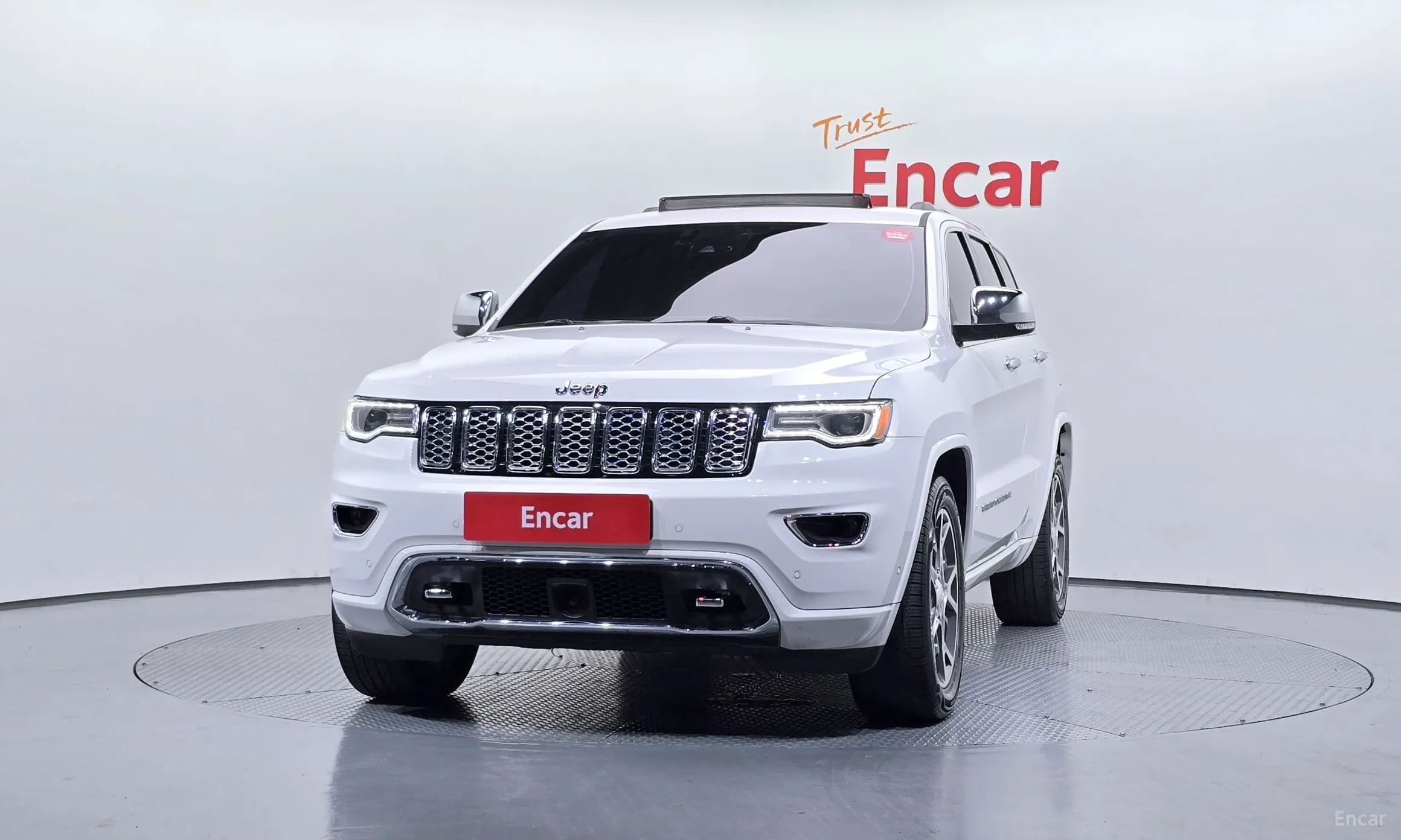 Jeep Grand Cherokee превью 3