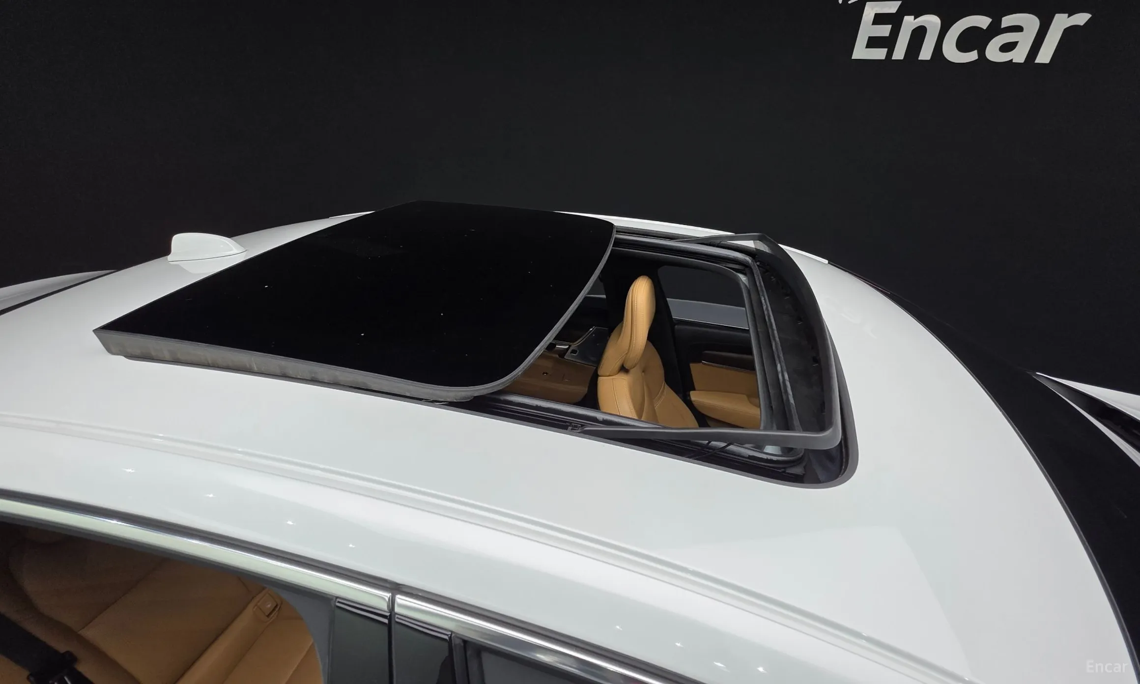 Volvo S90 превью 12
