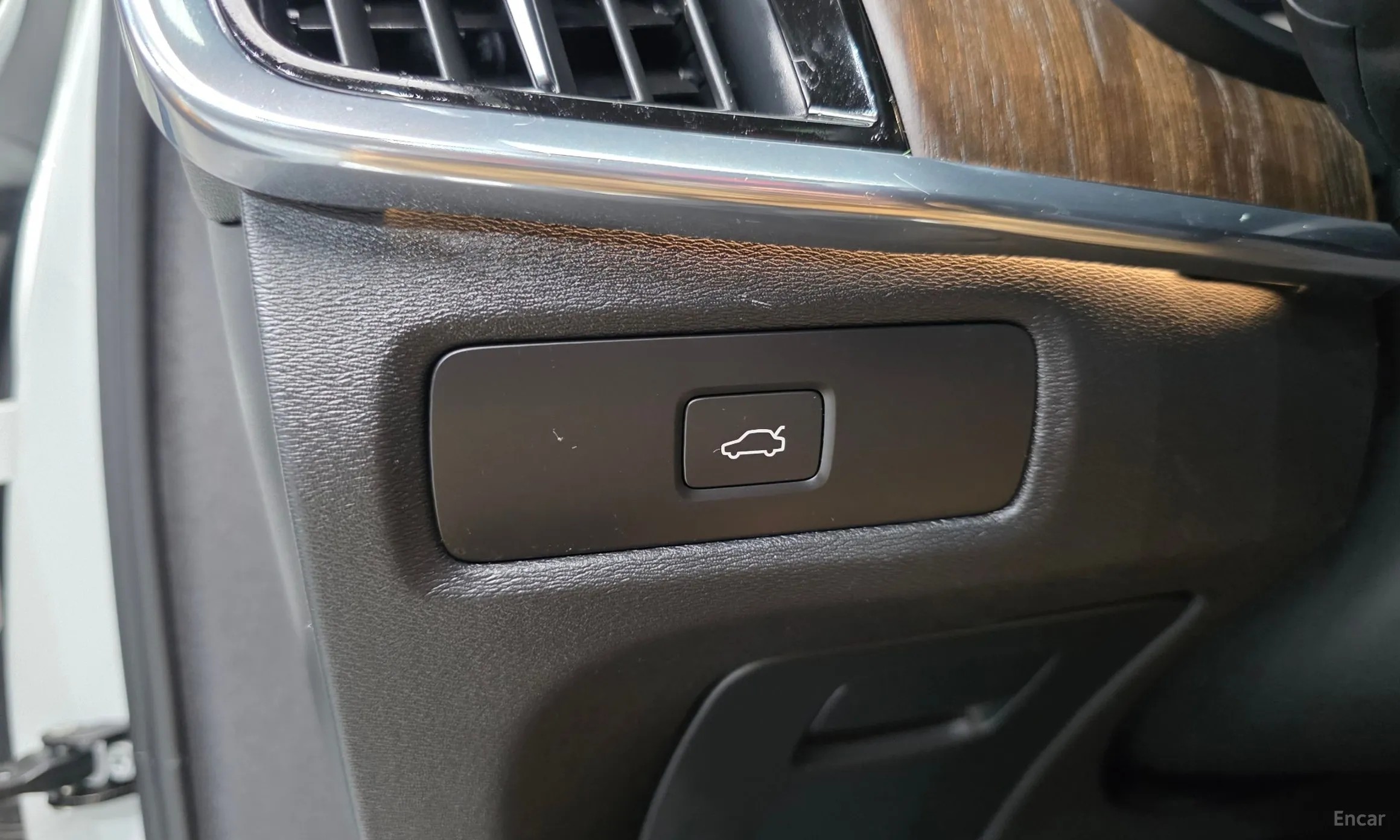 Volvo S90 превью 14