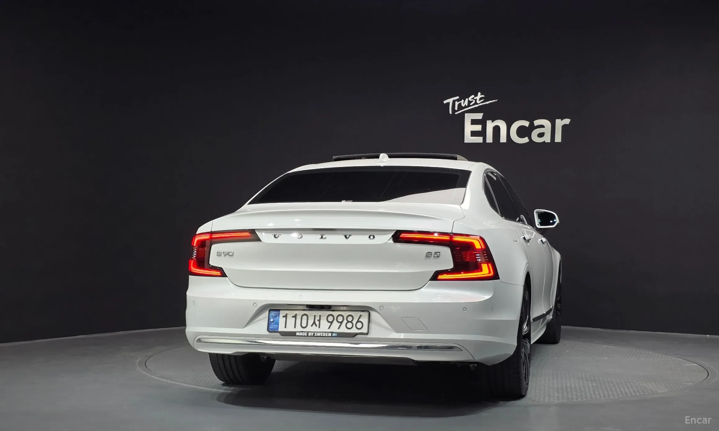 Volvo S90 превью 4