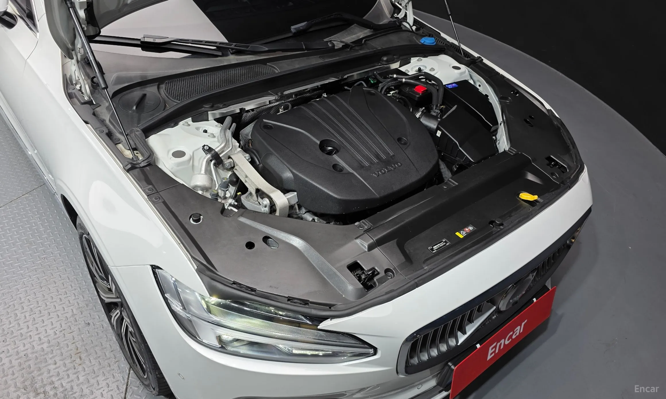 Volvo S90 превью 6