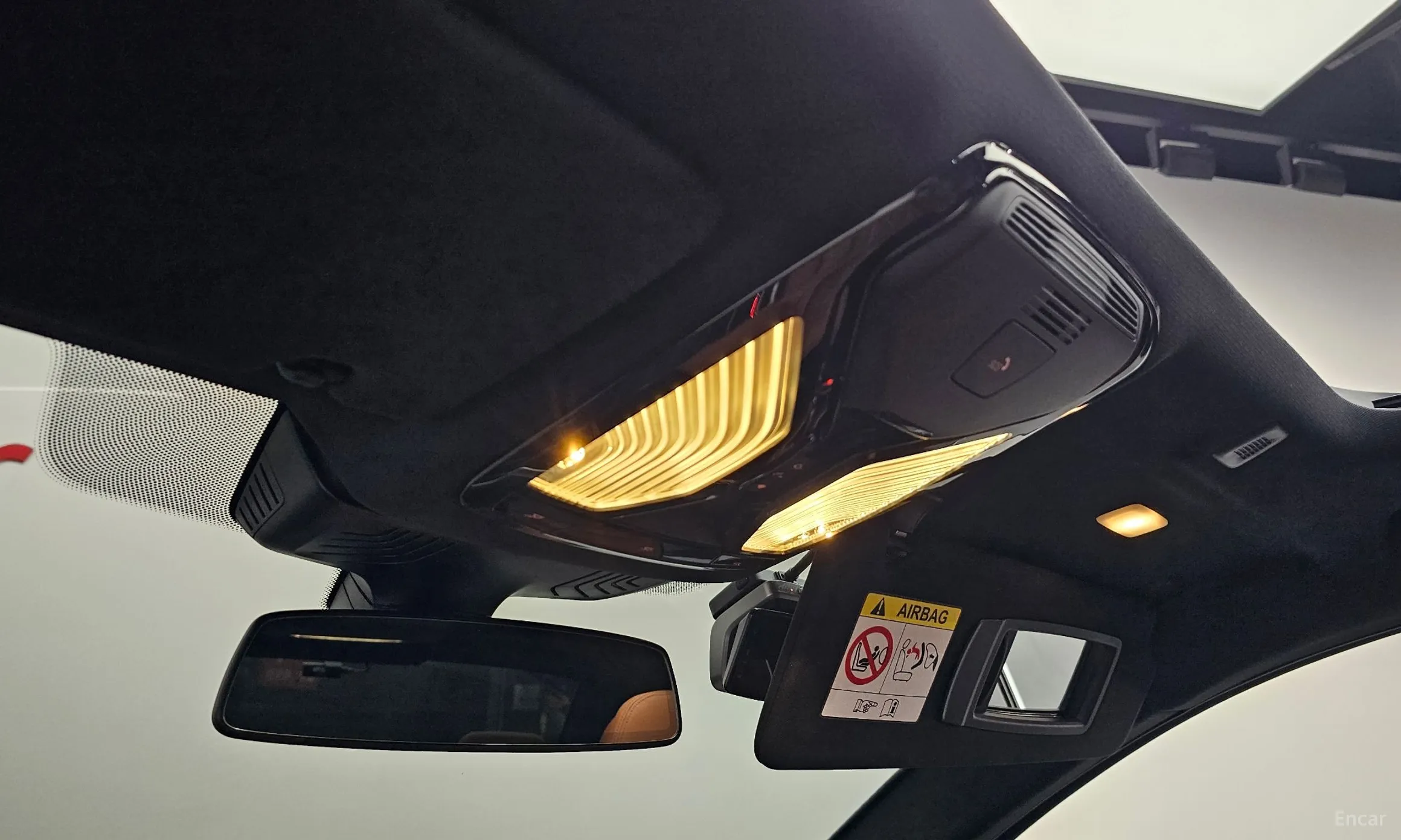BMW 5 Series (G30) превью 15