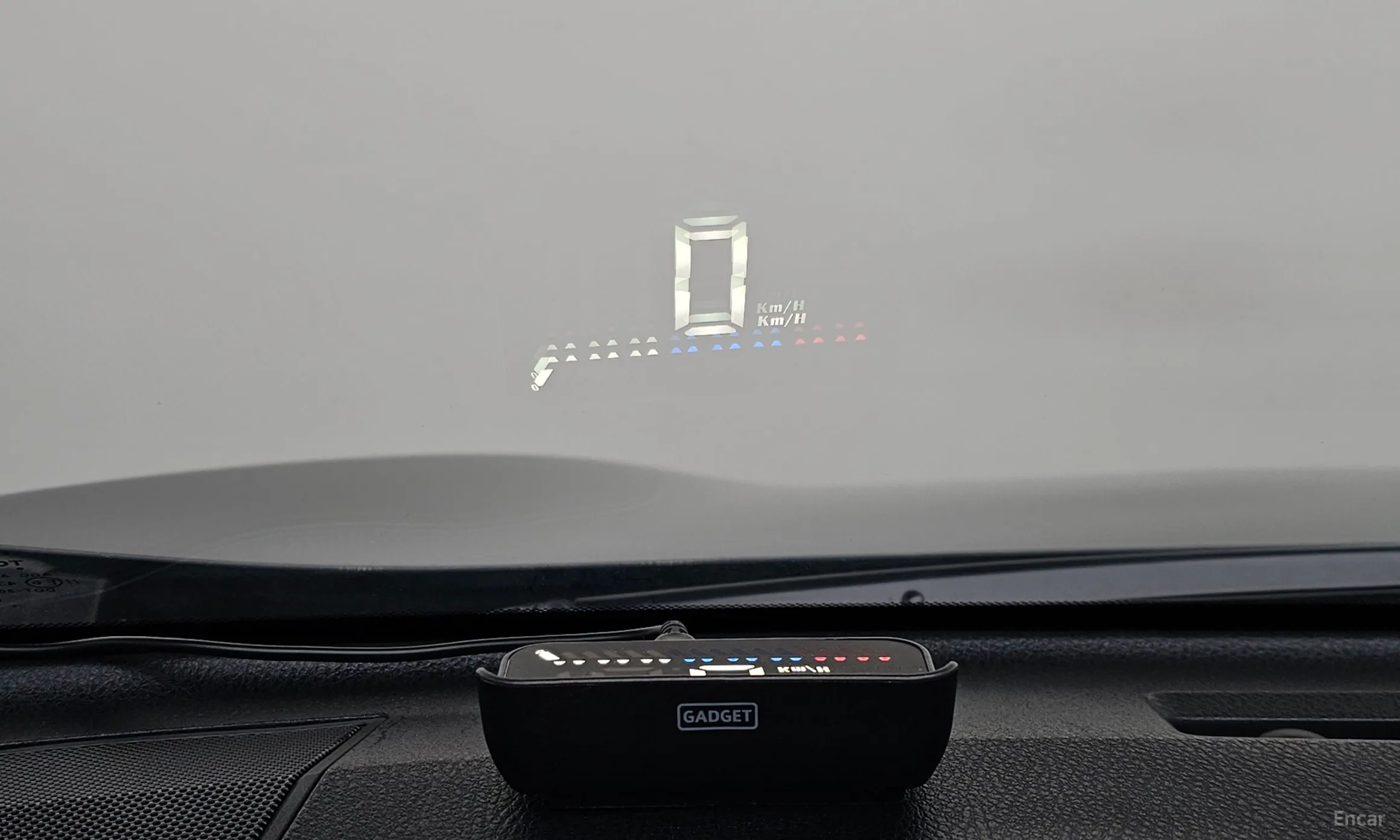 Toyota RAV4 превью 18