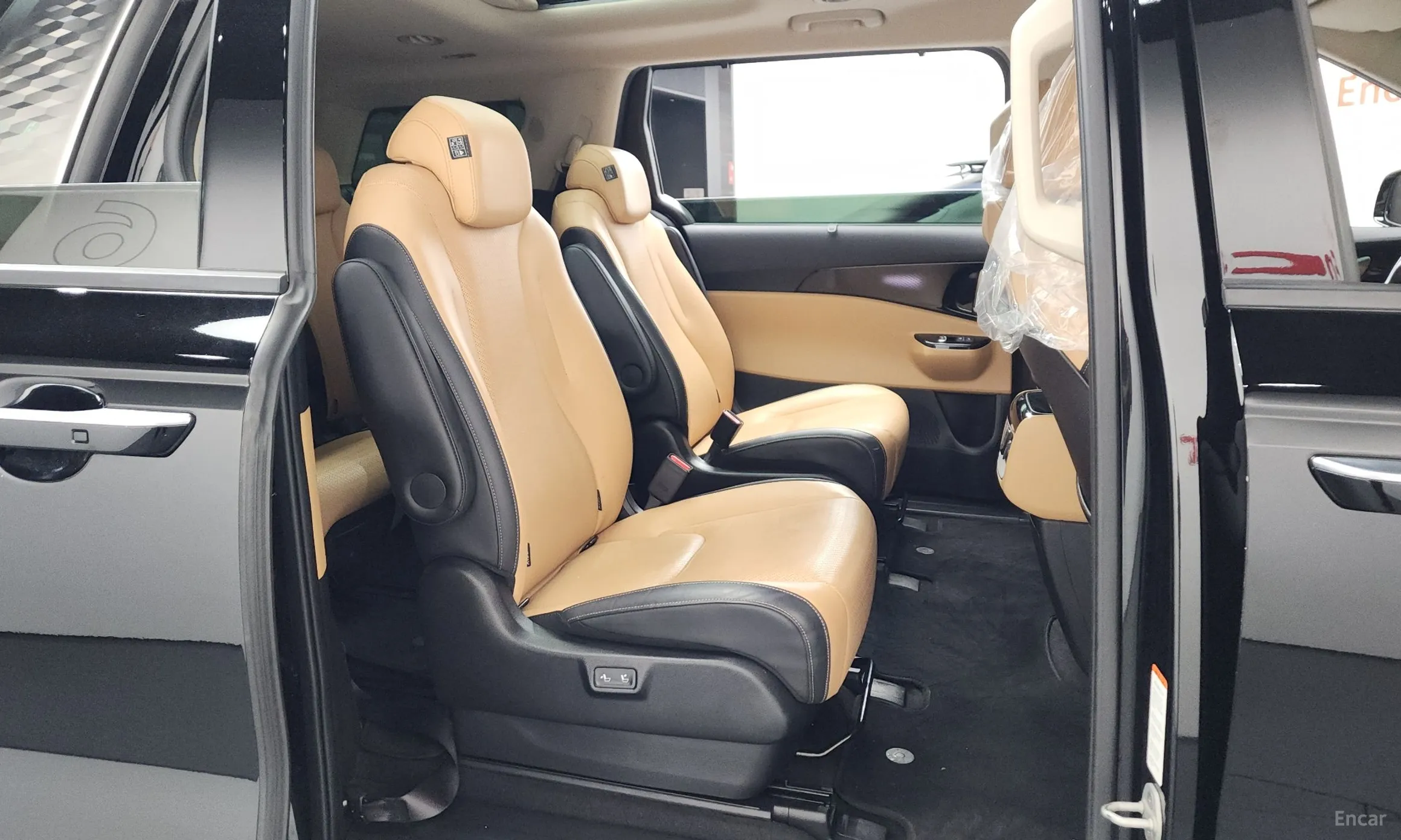 Kia Carnival Gen 4 превью 11