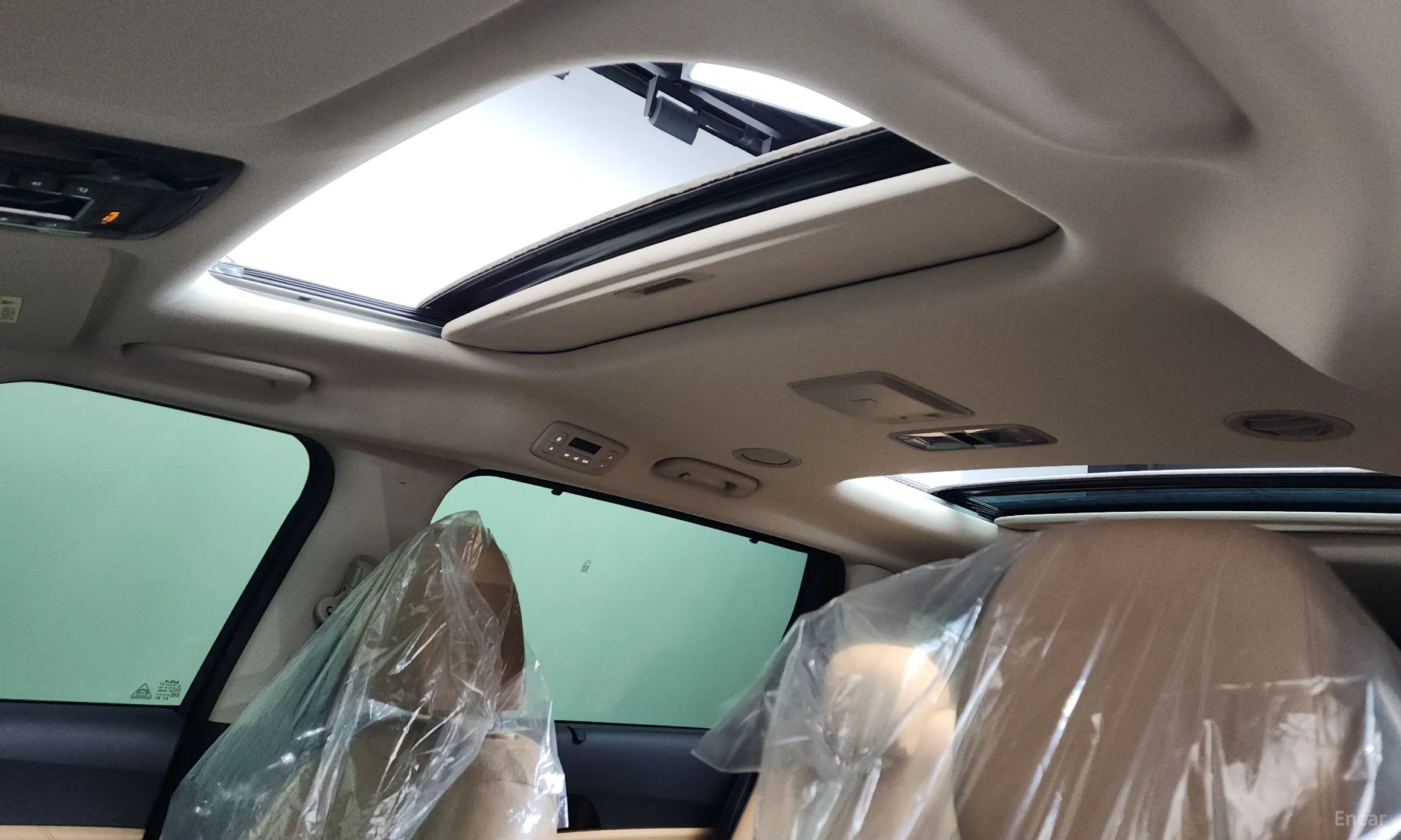 Kia Carnival Gen 4 превью 18