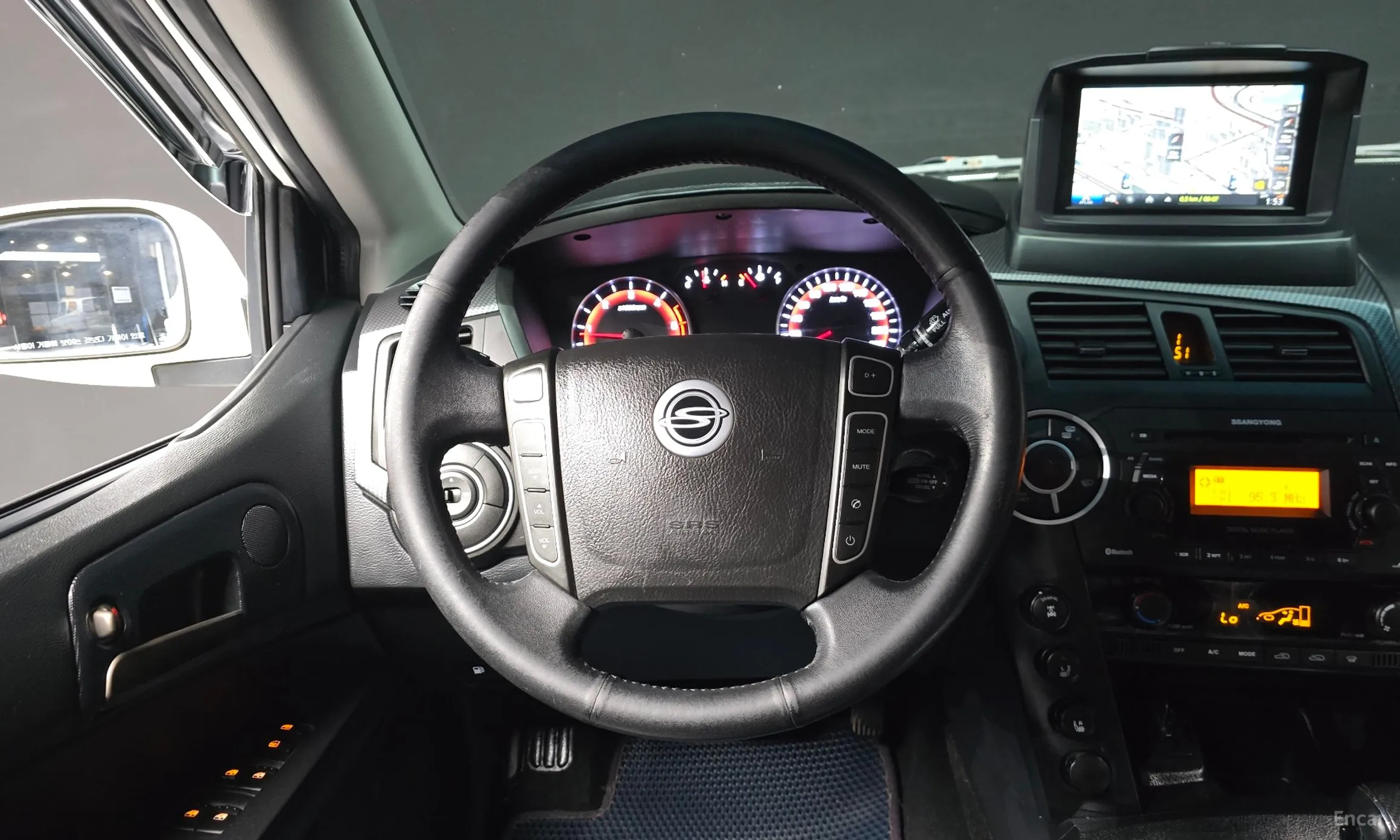 KG Mobility (SsangYong) Korando Sports превью 12