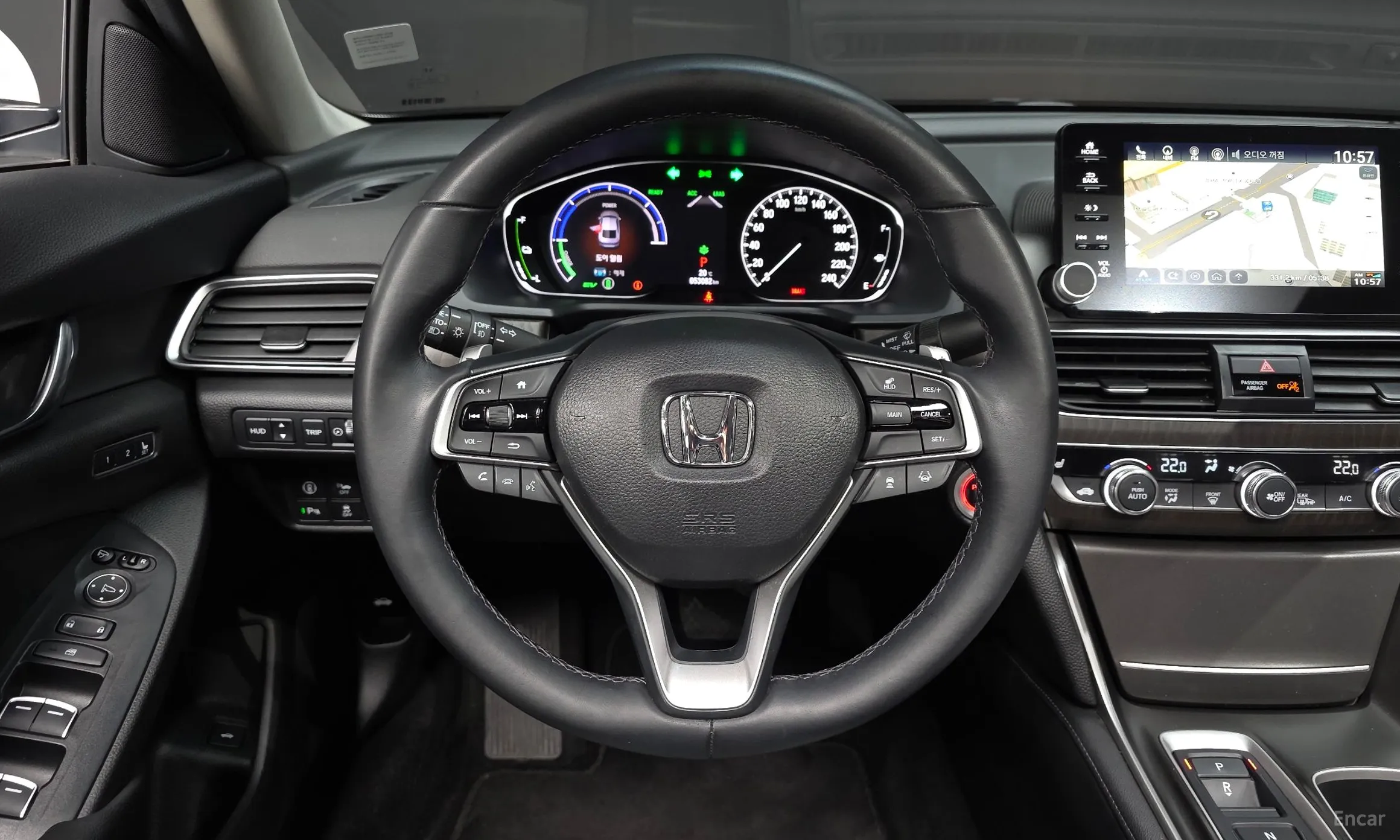Honda Accord 10th Generation превью 14