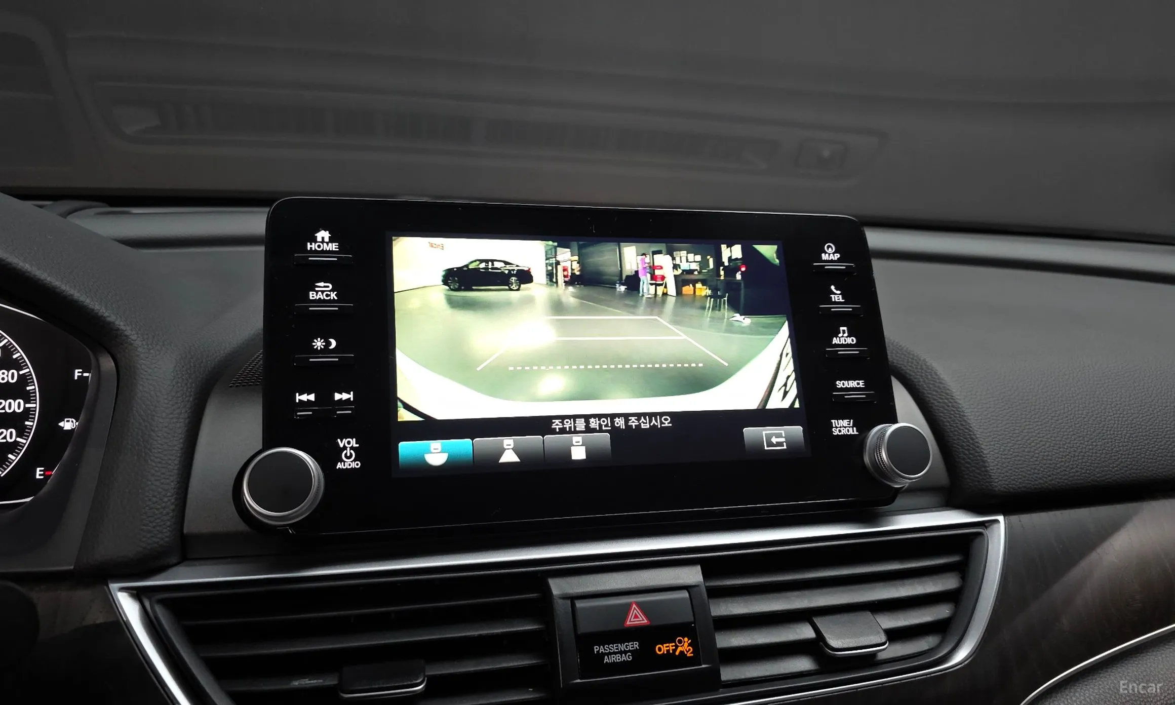 Honda Accord 10th Generation превью 16