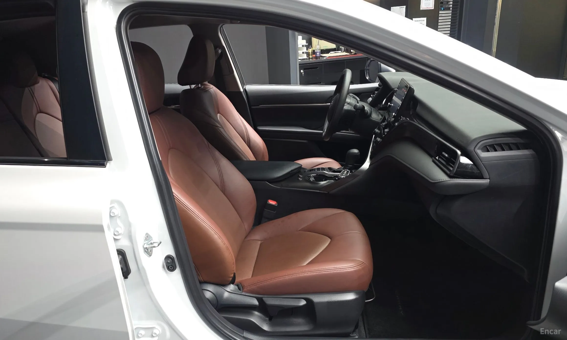 Toyota Camry (XV70) превью 11