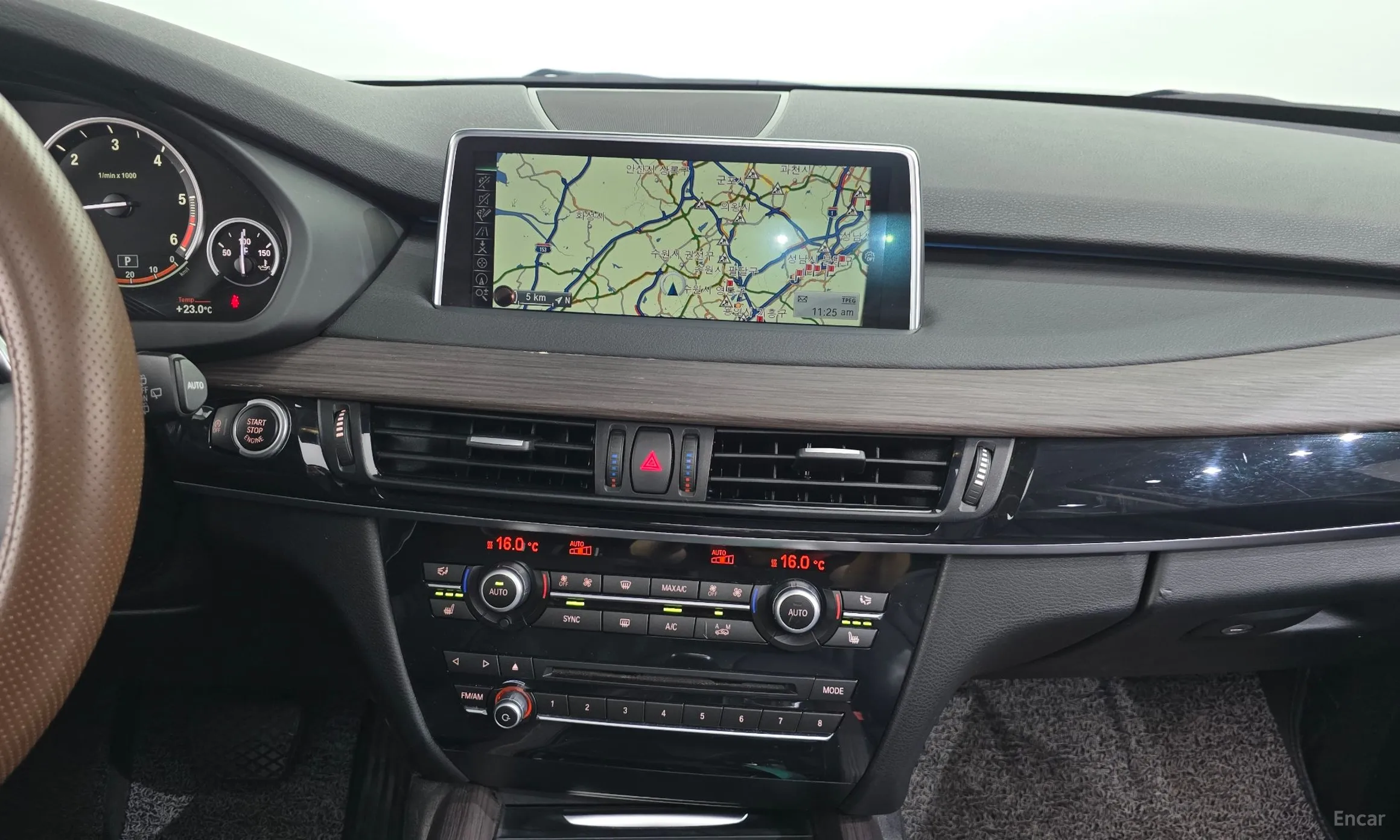 BMW X5 (F15) превью 13