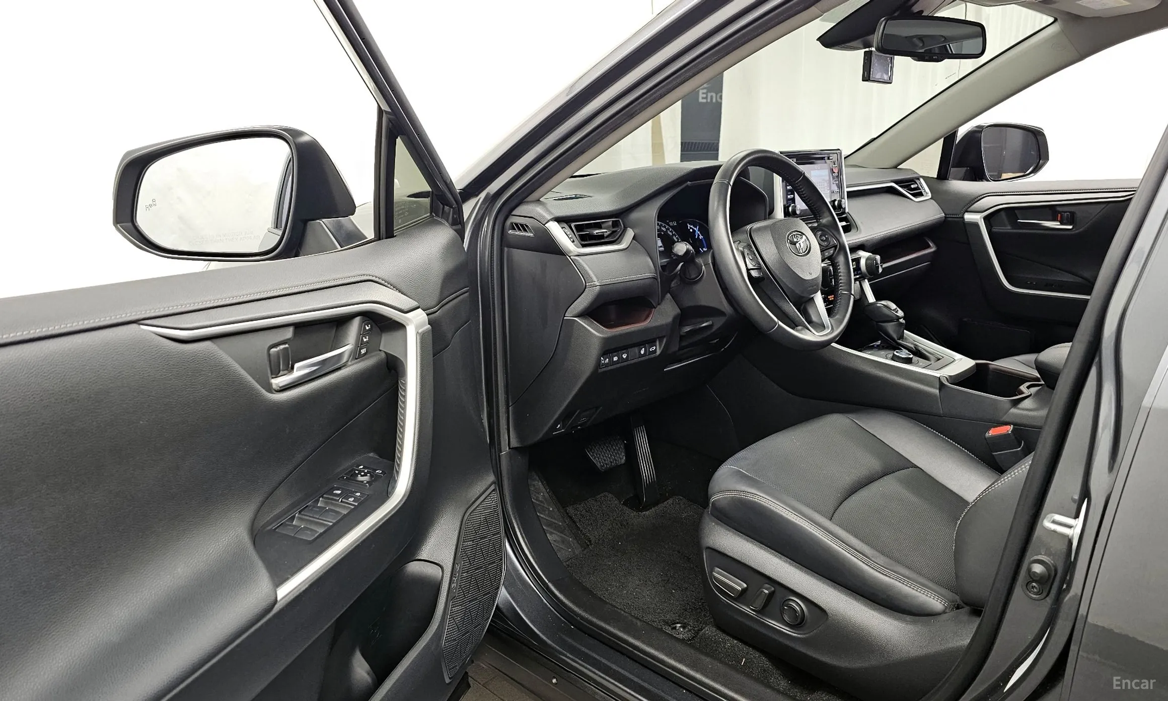 Toyota RAV4 5th Generation превью 10