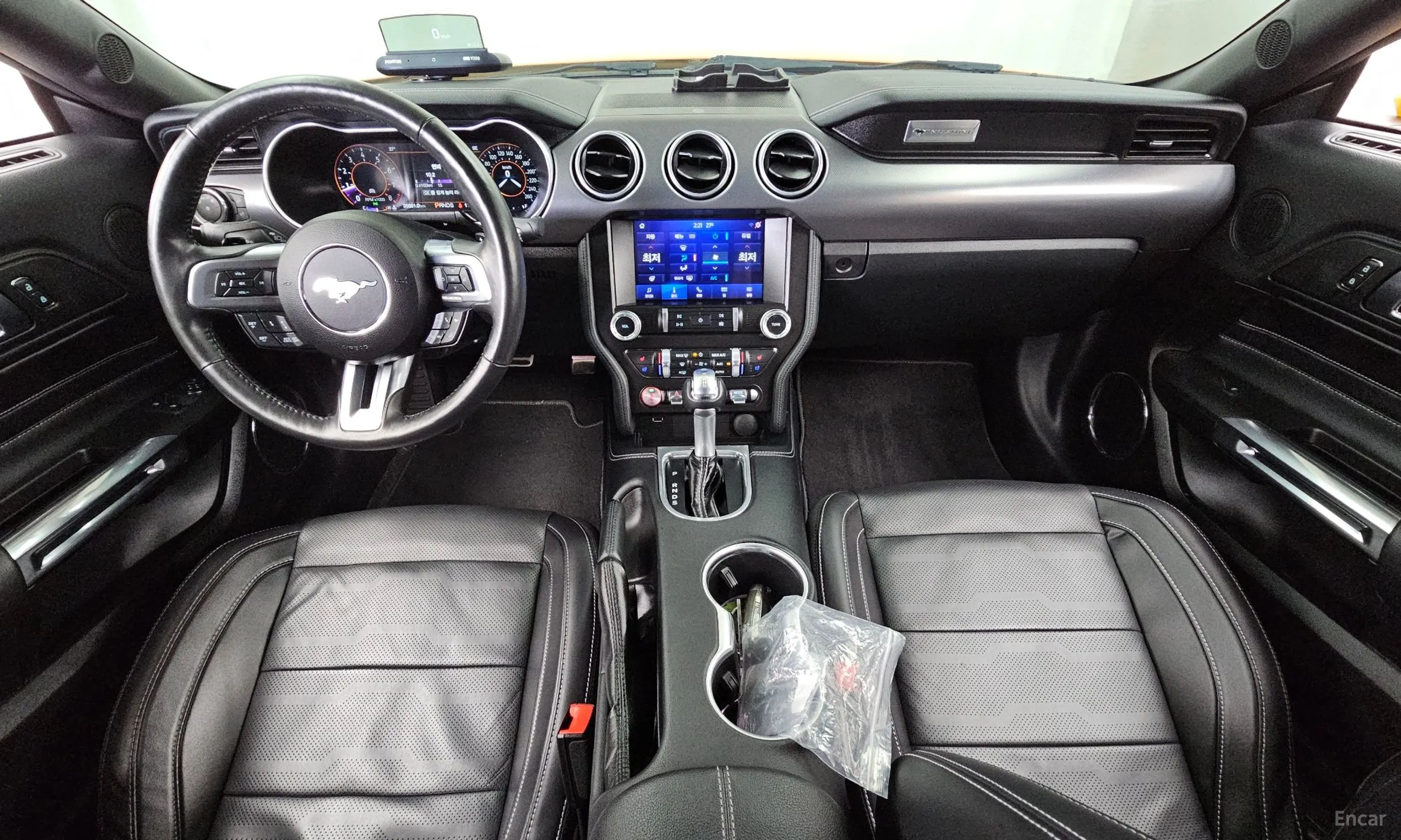 Ford Mustang превью 7