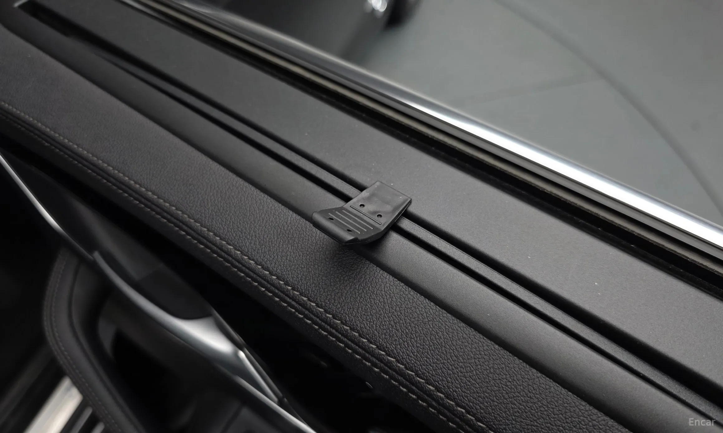 BMW 5 Series (G30) превью 15