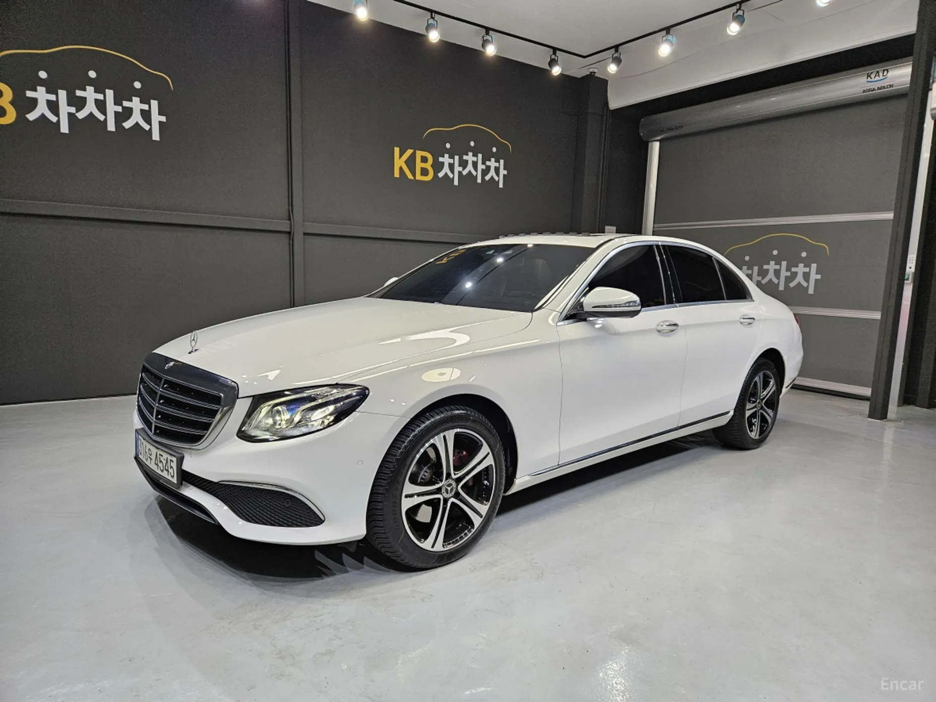 Mercedes Benz E-Class W213