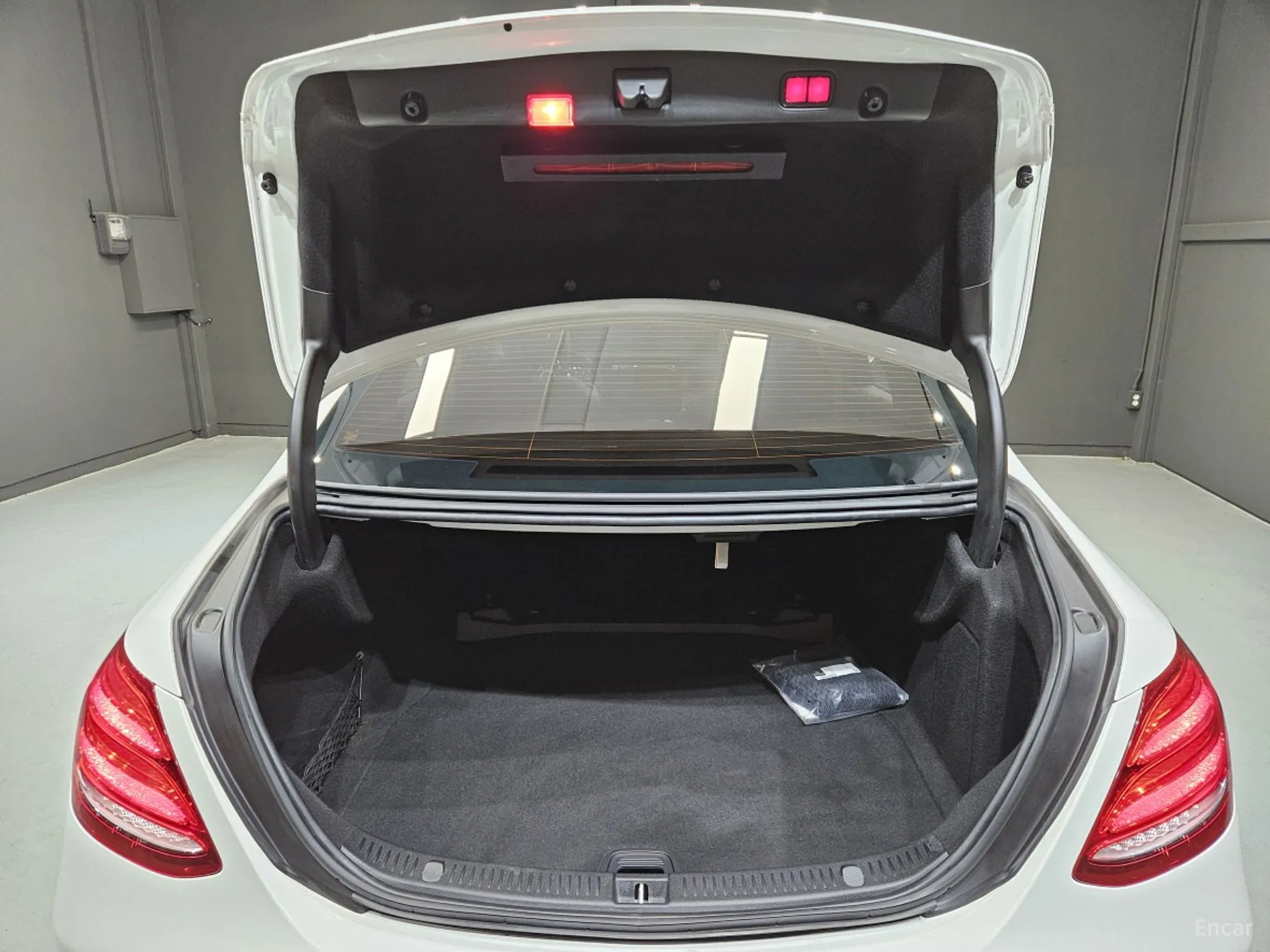 Mercedes Benz E-Class W213 превью 19