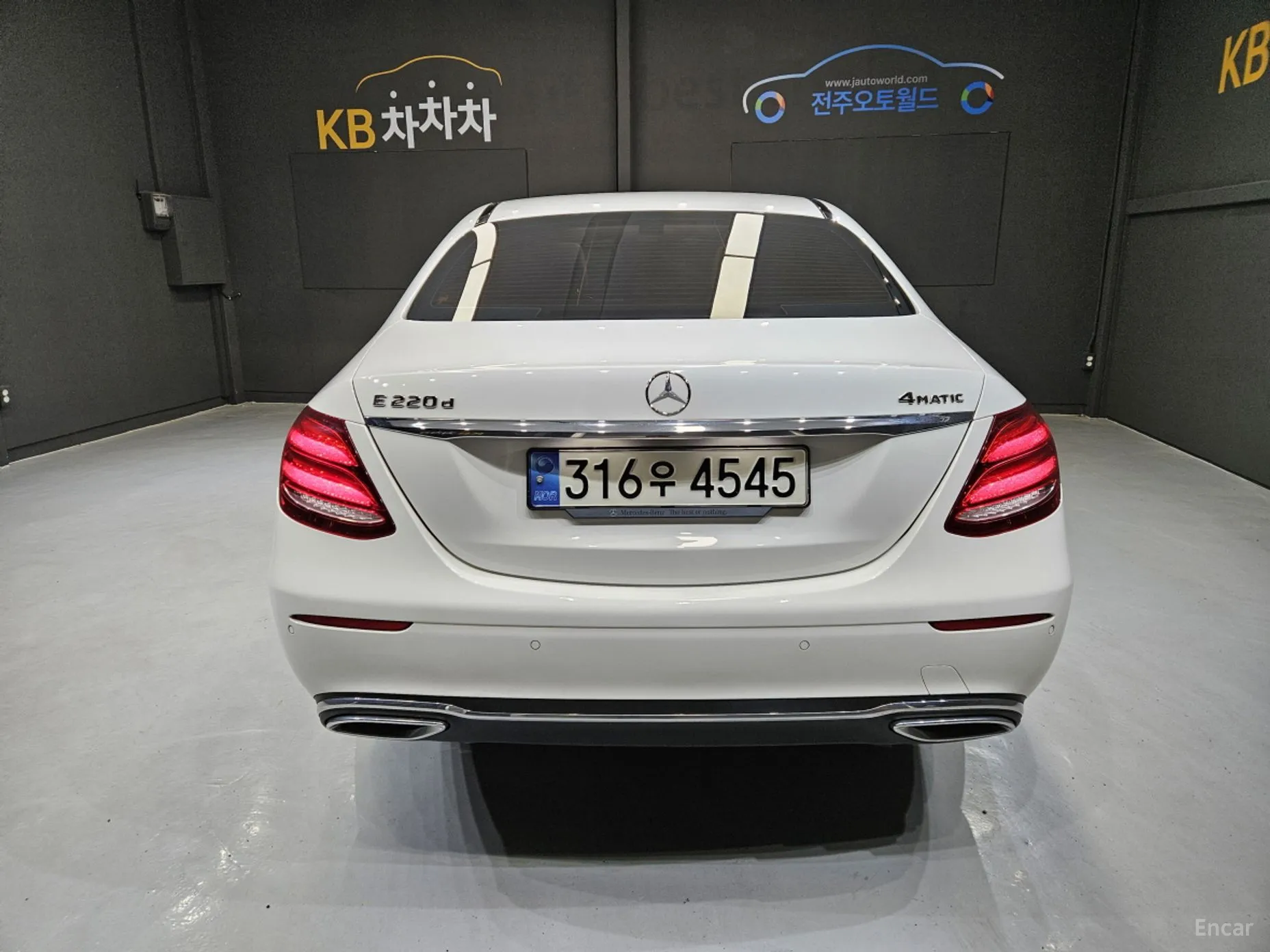 Mercedes Benz E-Class W213 превью 4