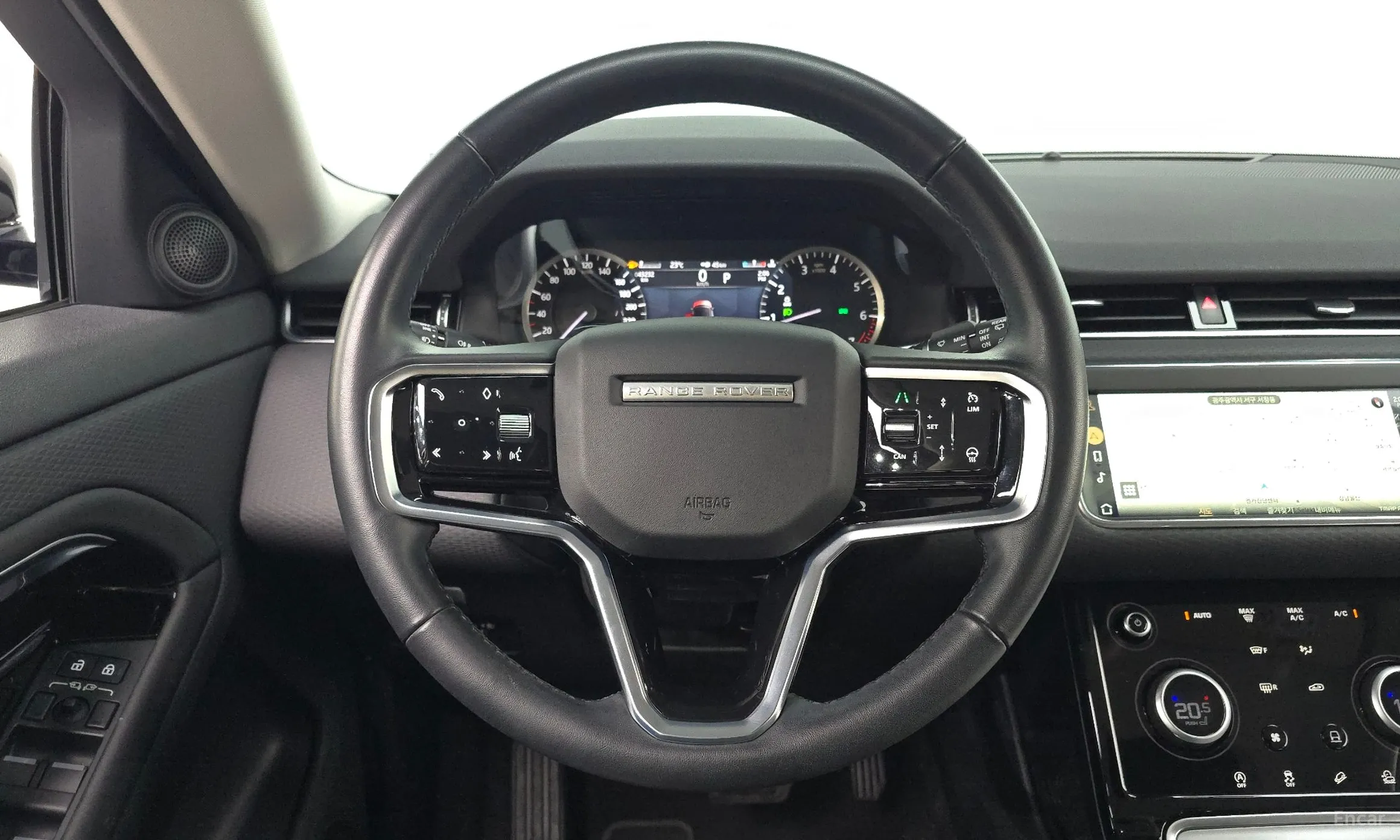 Land Rover Range Rover Evoque 2nd Generation превью 13