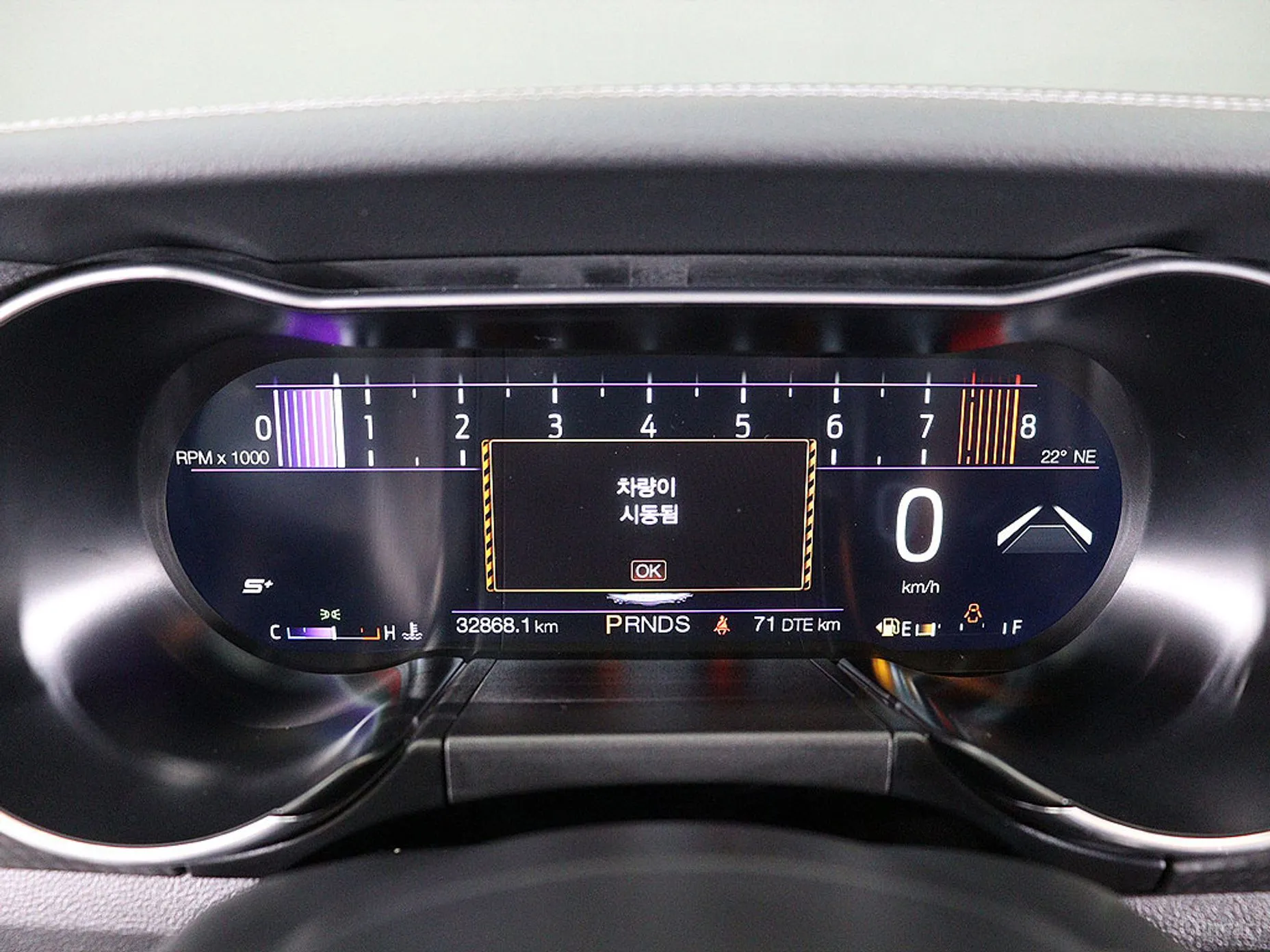 Ford Mustang превью 6