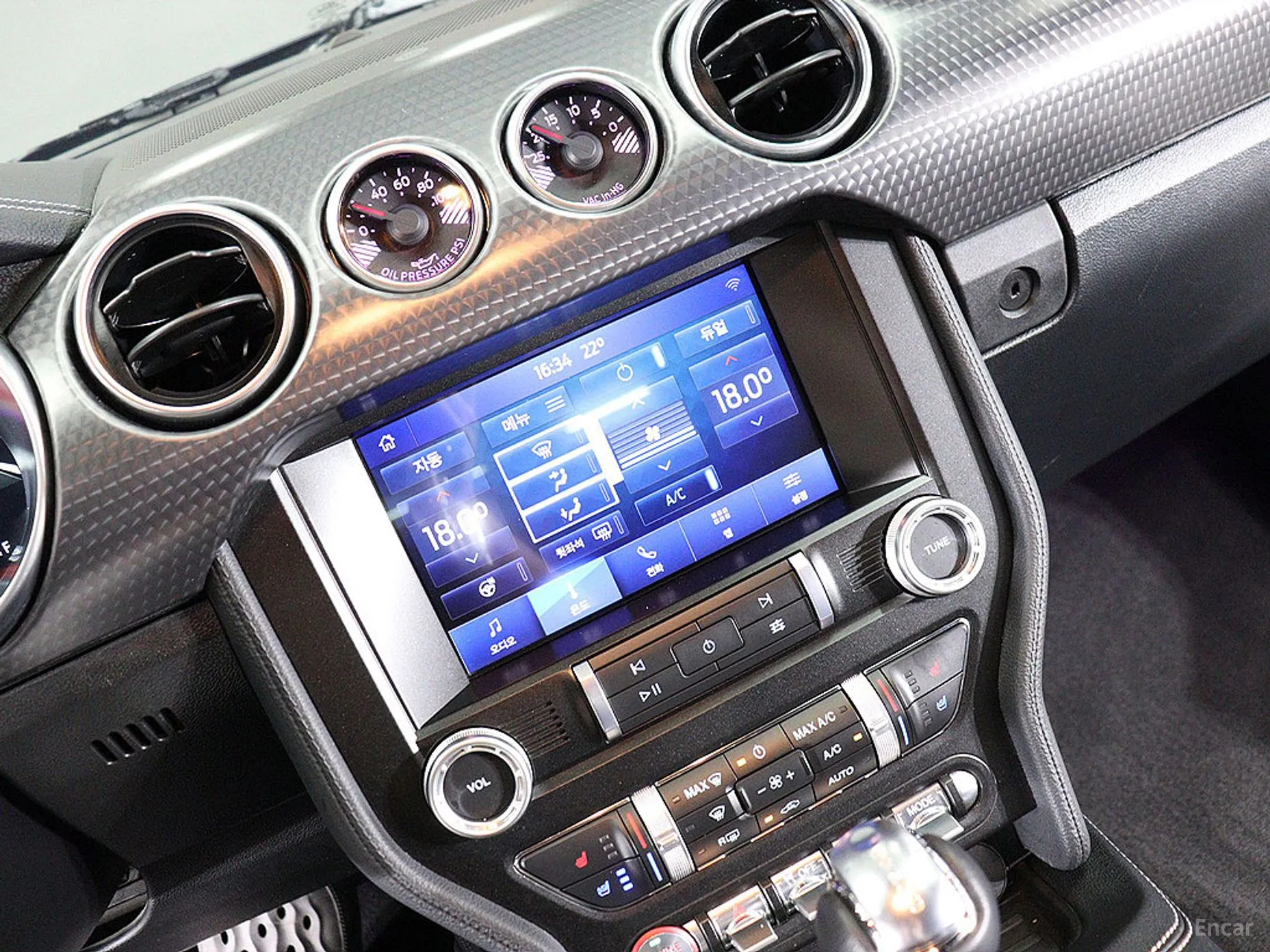 Ford Mustang превью 7