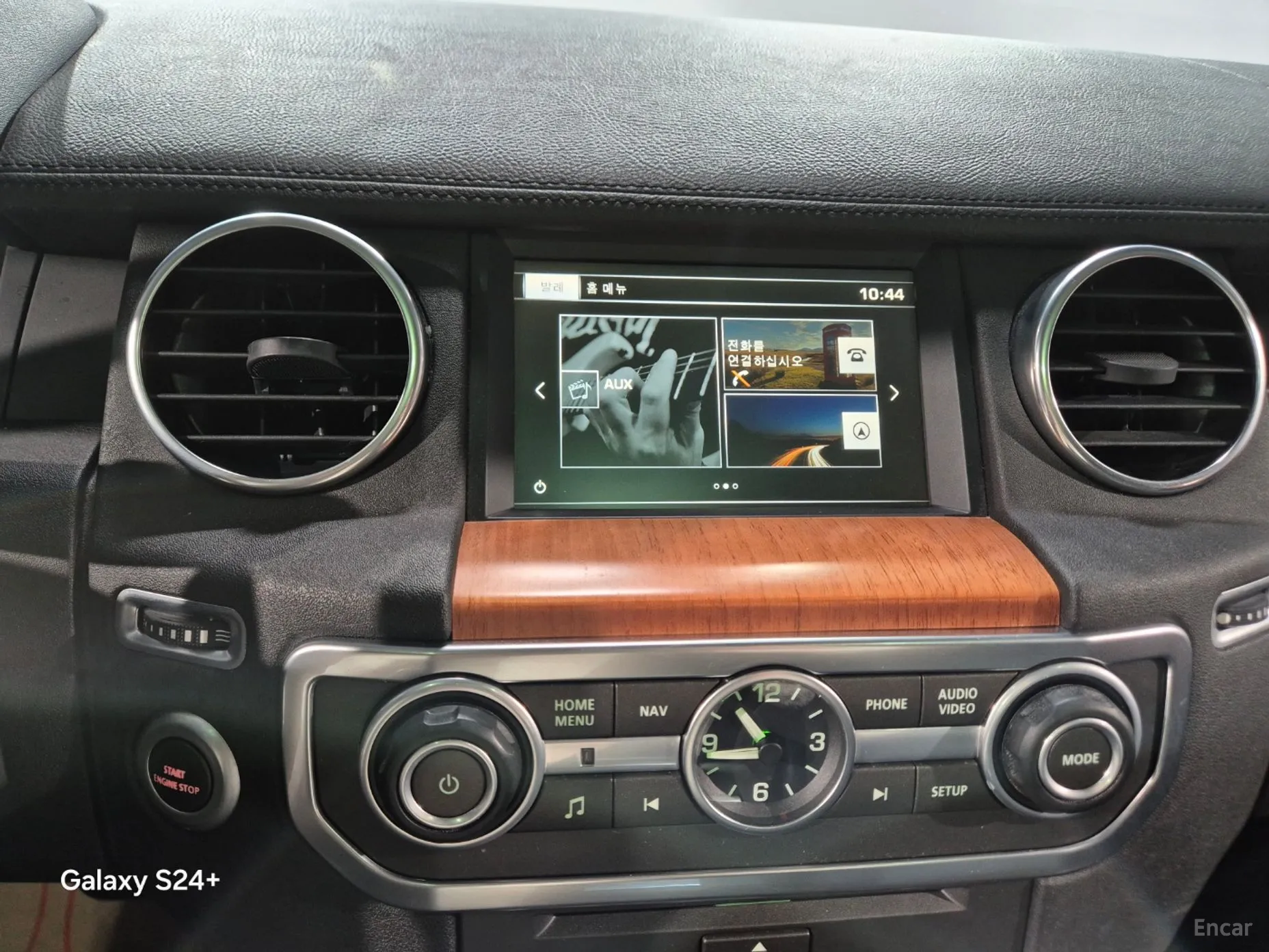 Land Rover Discovery 4 превью 14