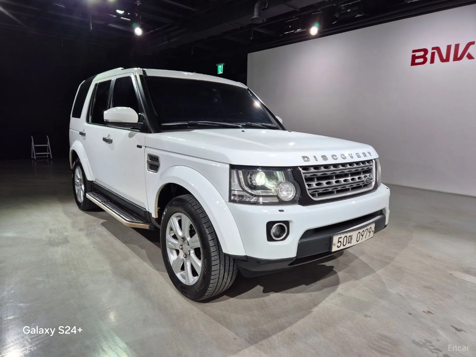 Land Rover Discovery 4 превью 3