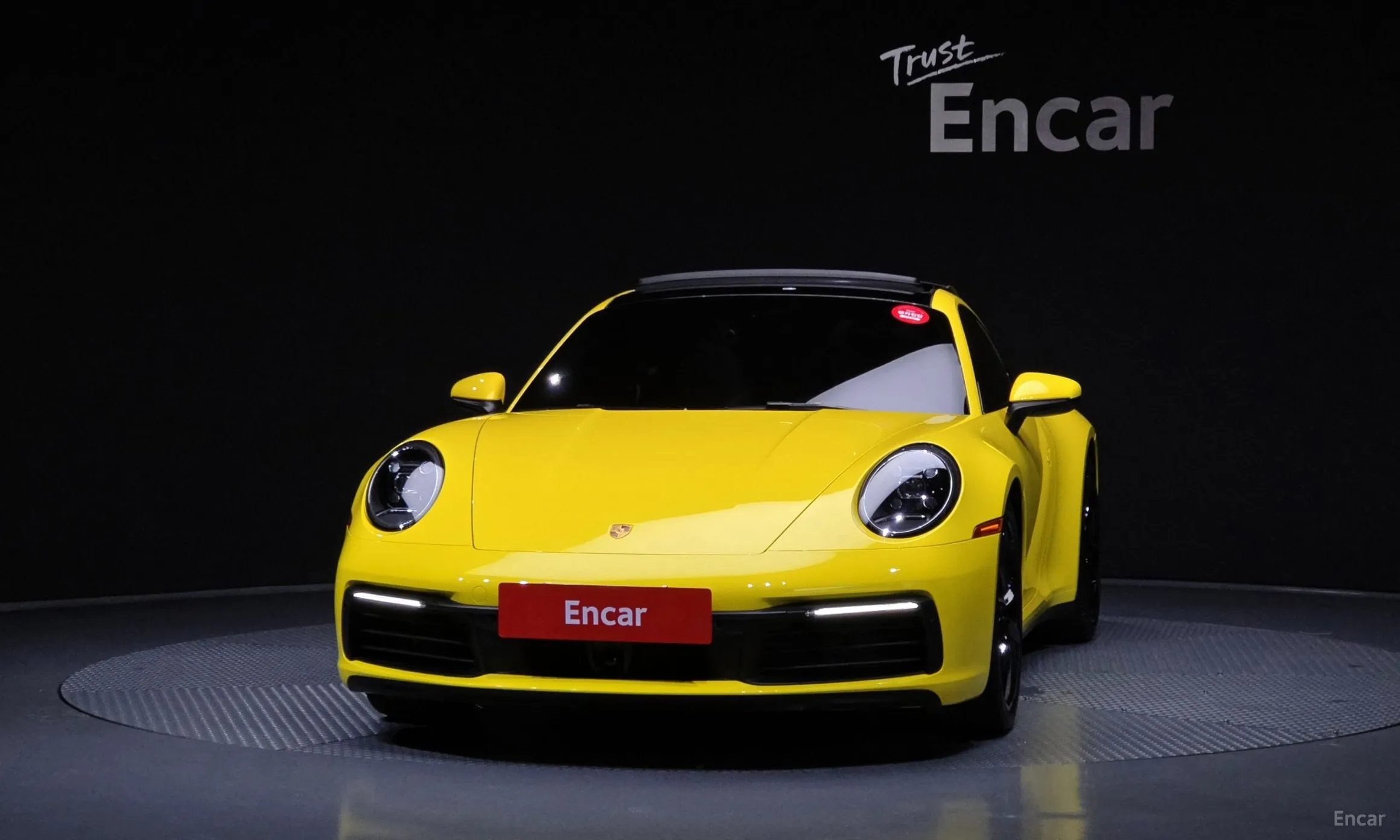 Porsche 911 (992) превью 3