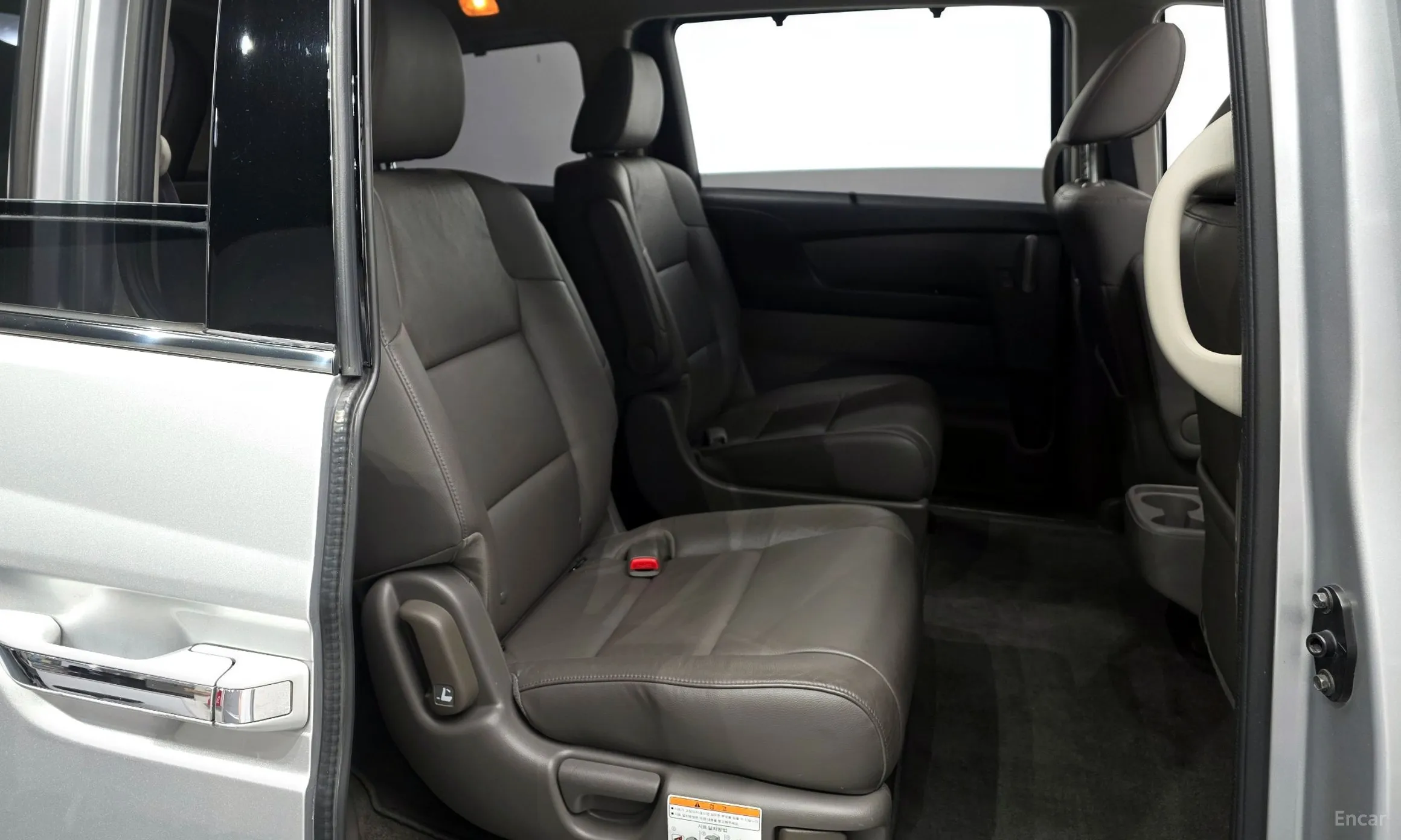 Honda Odyssey превью 11