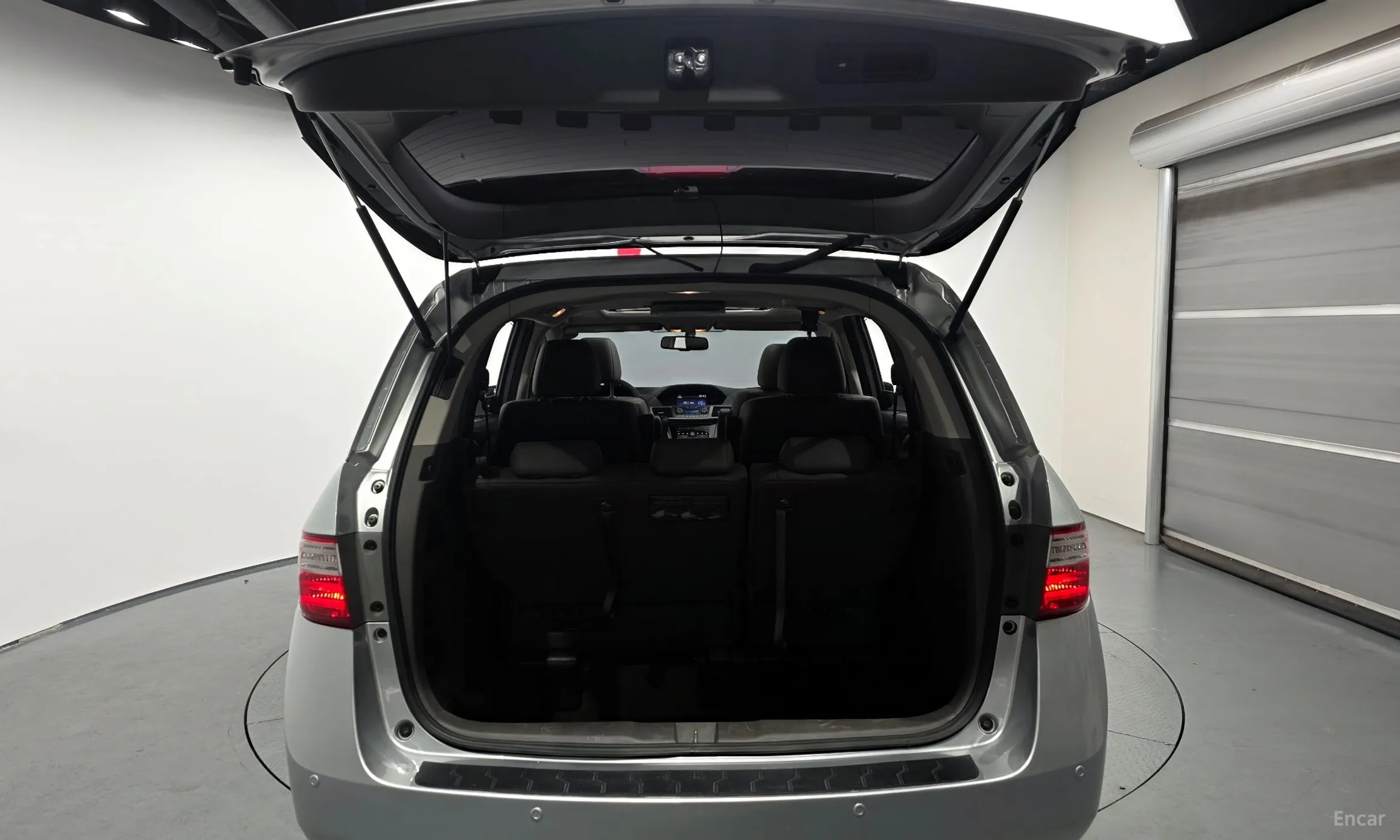 Honda Odyssey превью 20