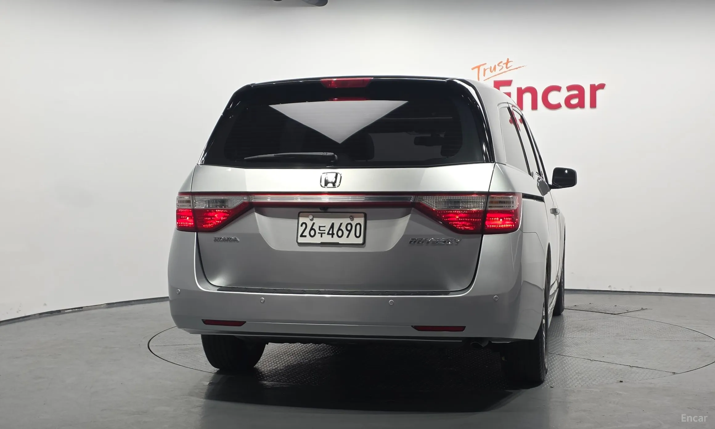 Honda Odyssey превью 4