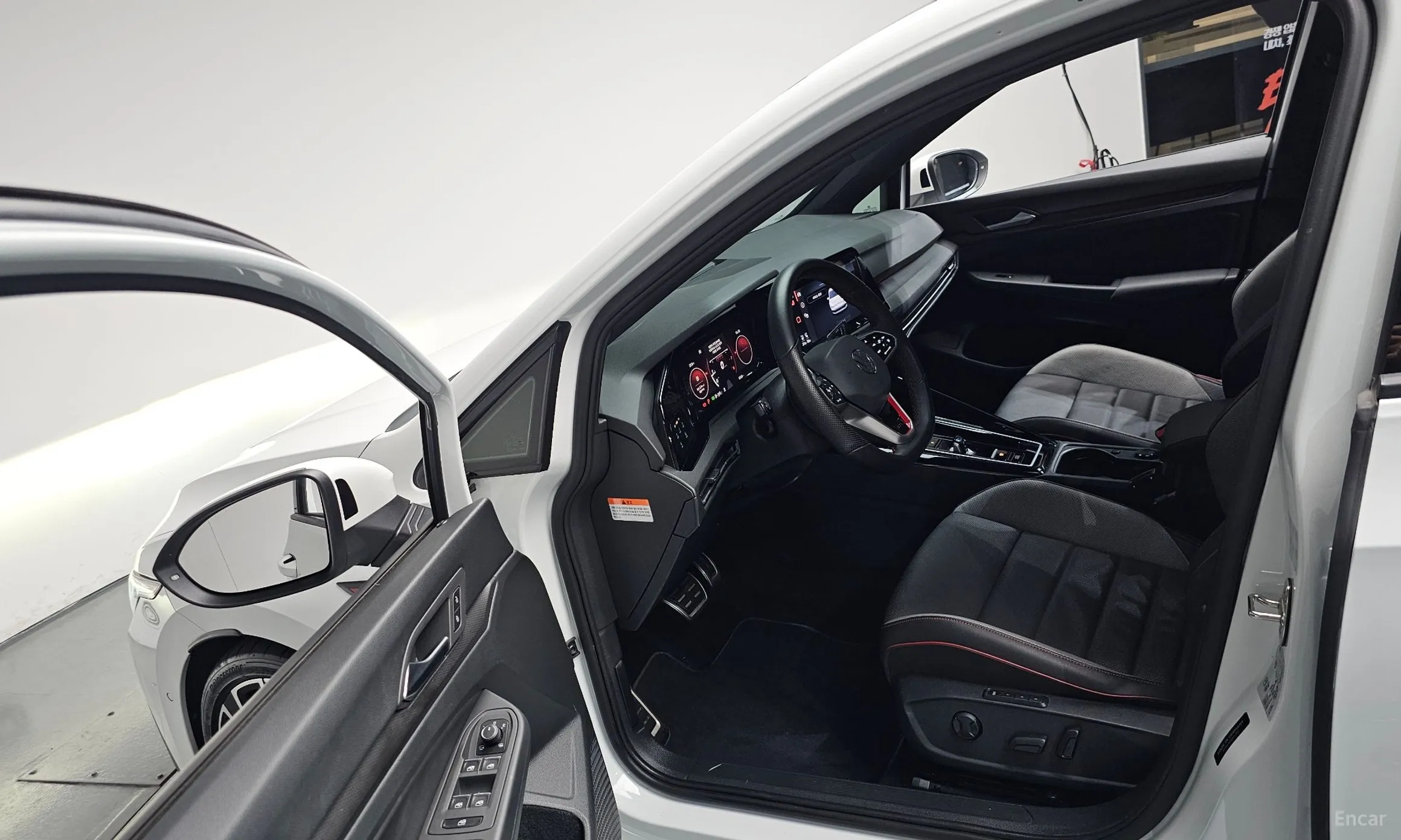 Volkswagen Golf 8th Generation превью 10