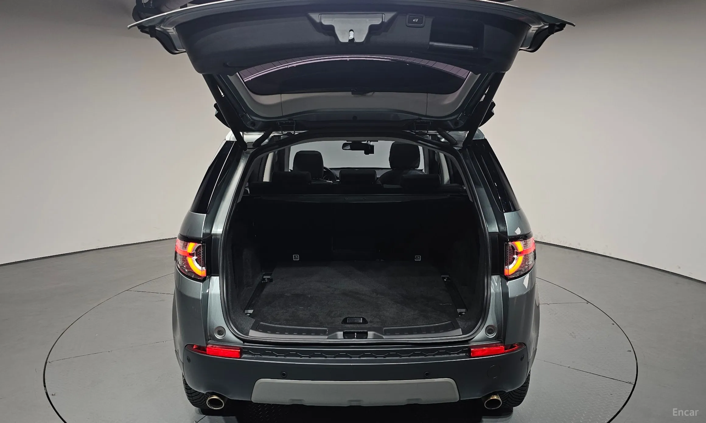 Land Rover Discovery Sports превью 20