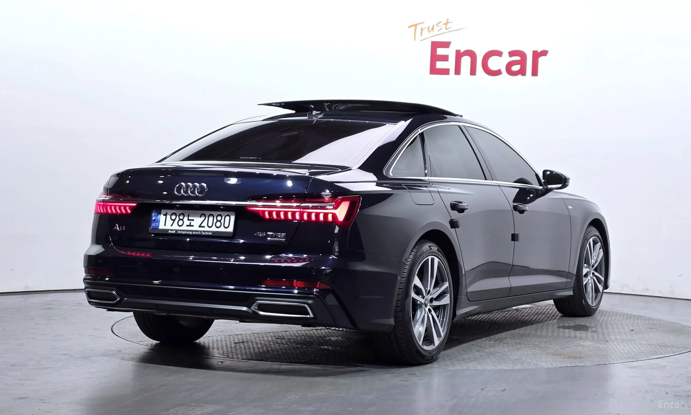 Audi A6 (C8) превью 2