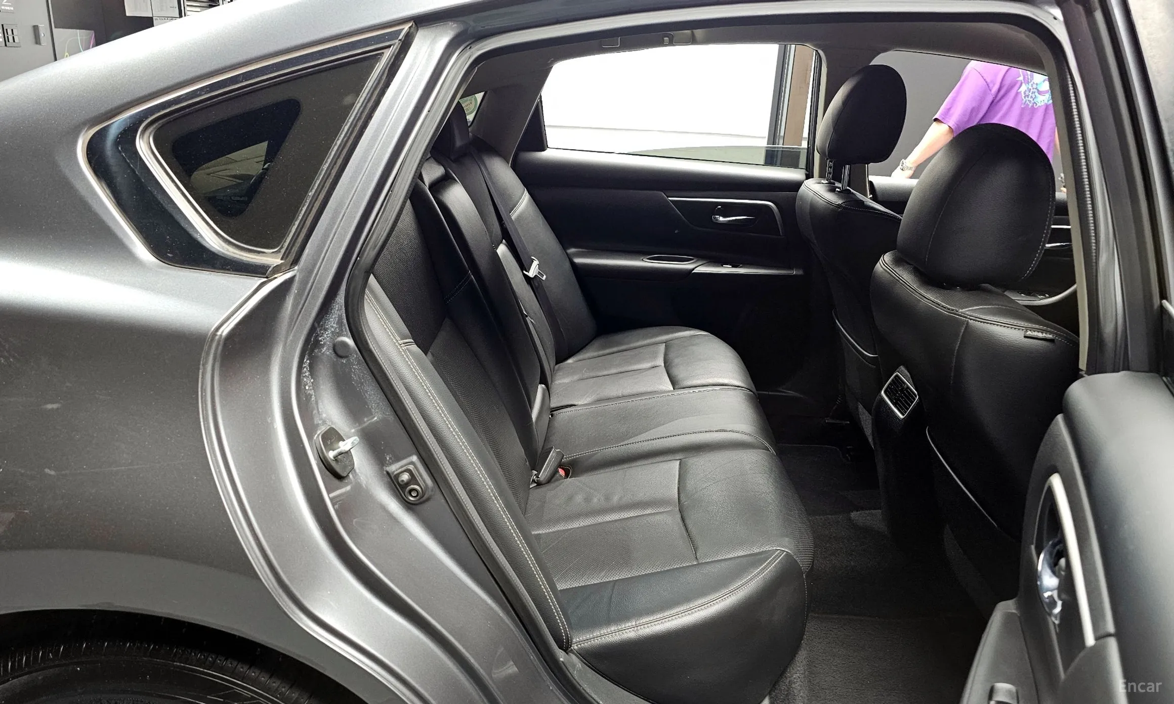 Nissan Altima превью 11