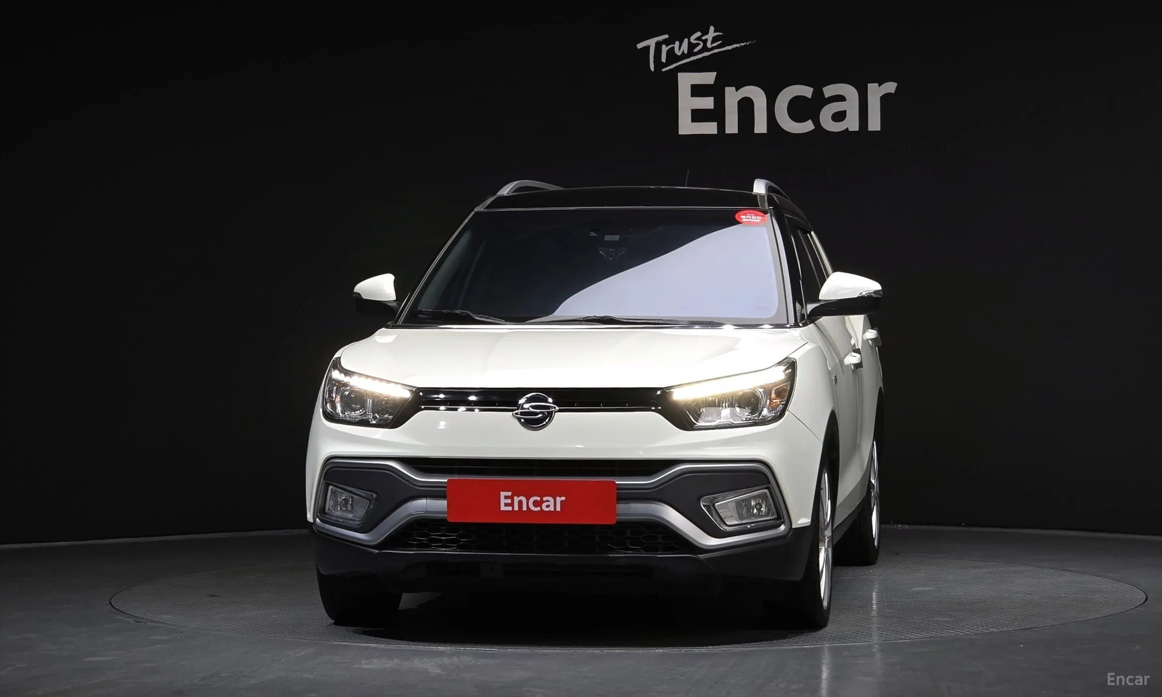 KG Mobility (SsangYong) Tivoli Air превью 3