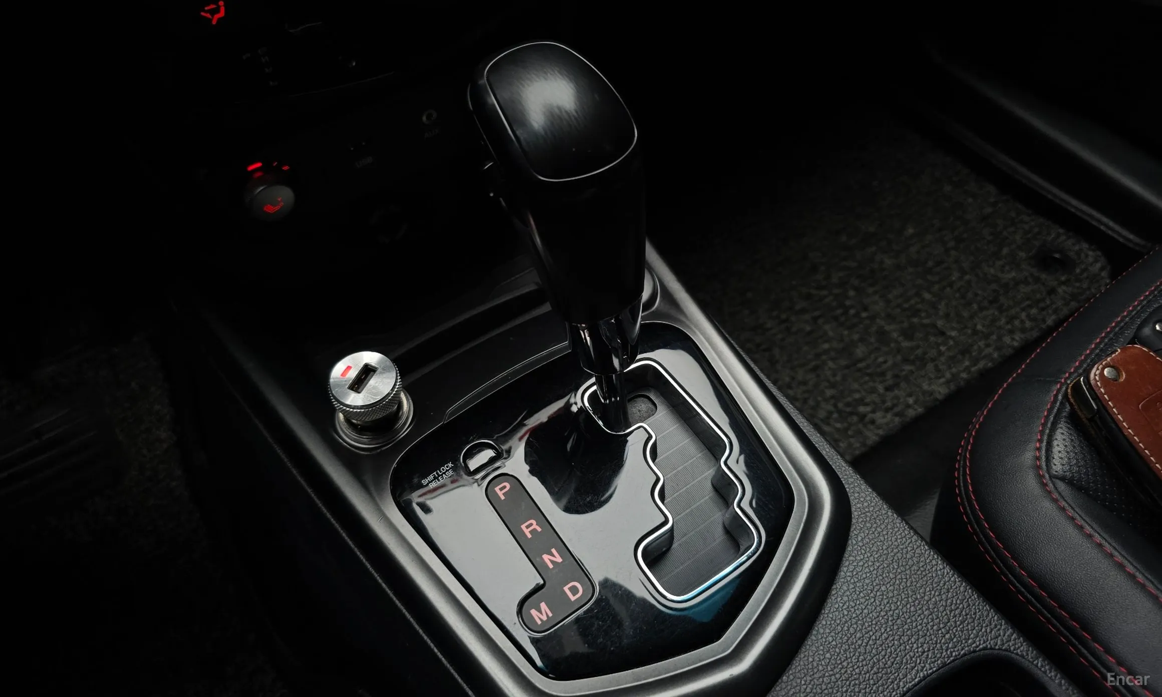 KG Mobility (SsangYong) Tivoli Air превью 9
