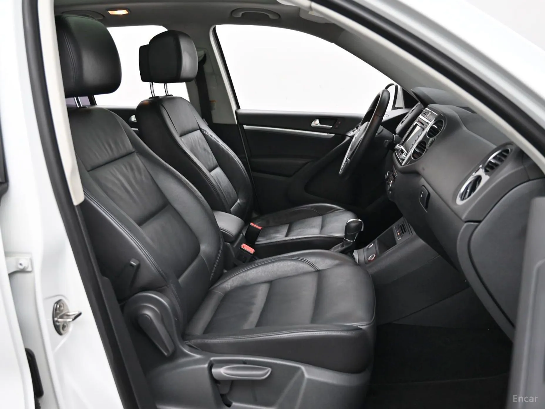Volkswagen New Tiguan превью 10