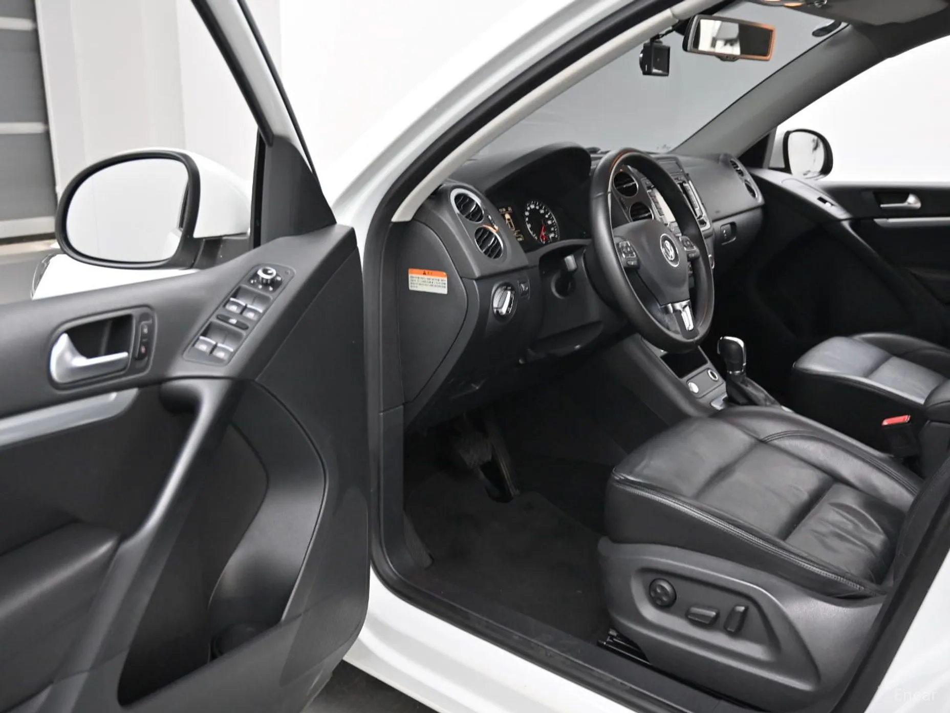 Volkswagen New Tiguan превью 11