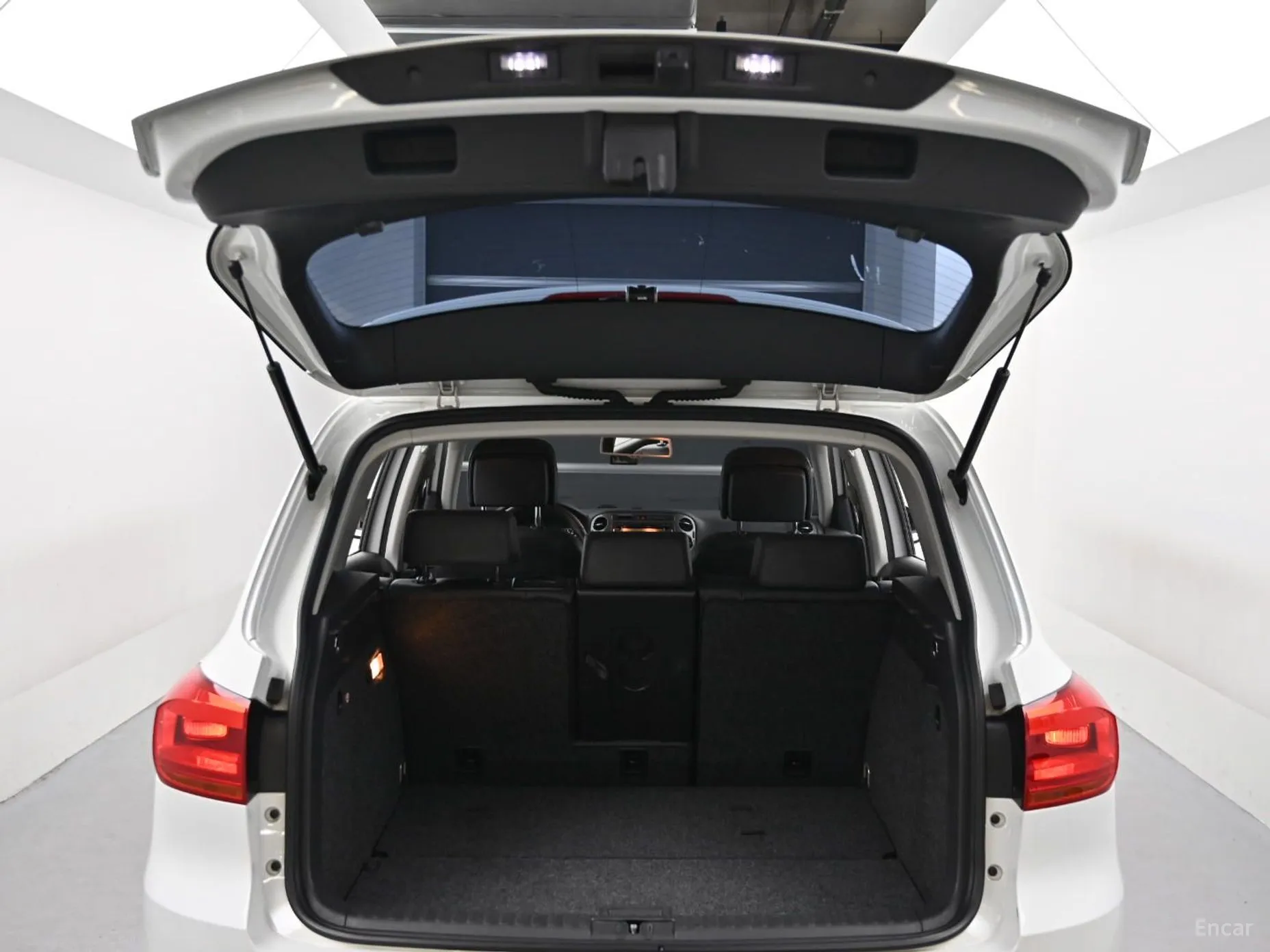 Volkswagen New Tiguan превью 19