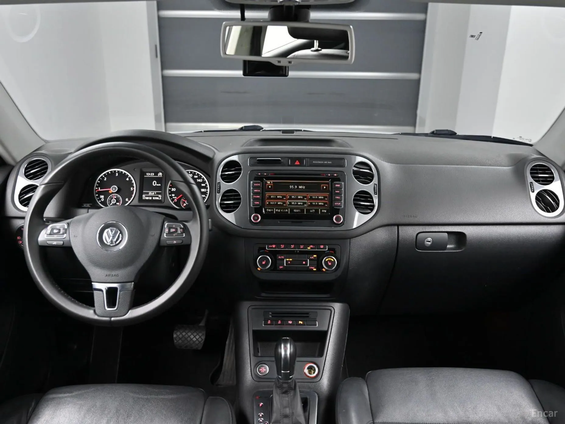 Volkswagen New Tiguan превью 7