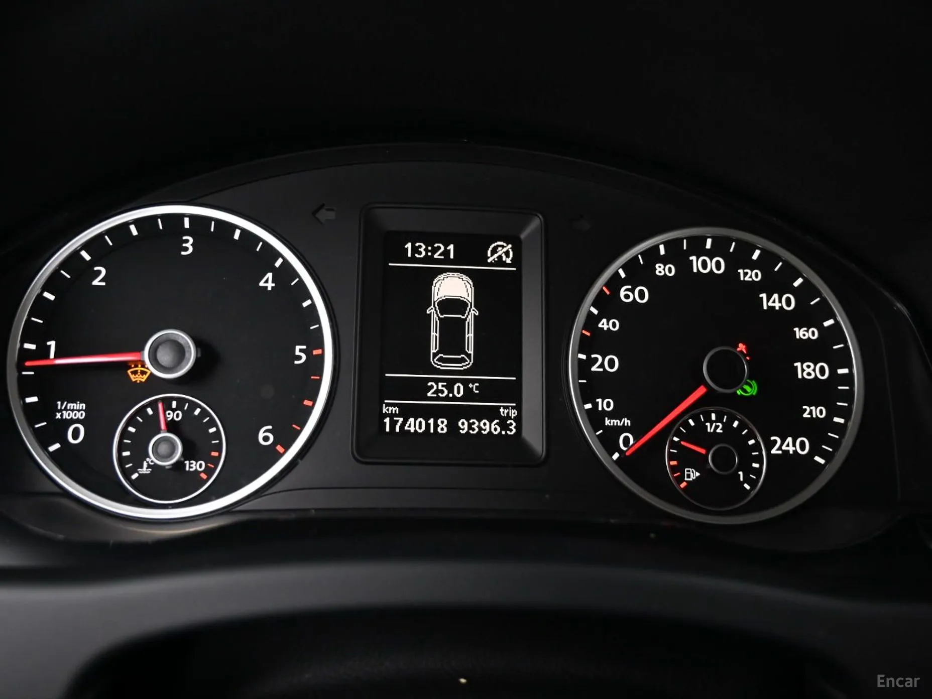 Volkswagen New Tiguan превью 8