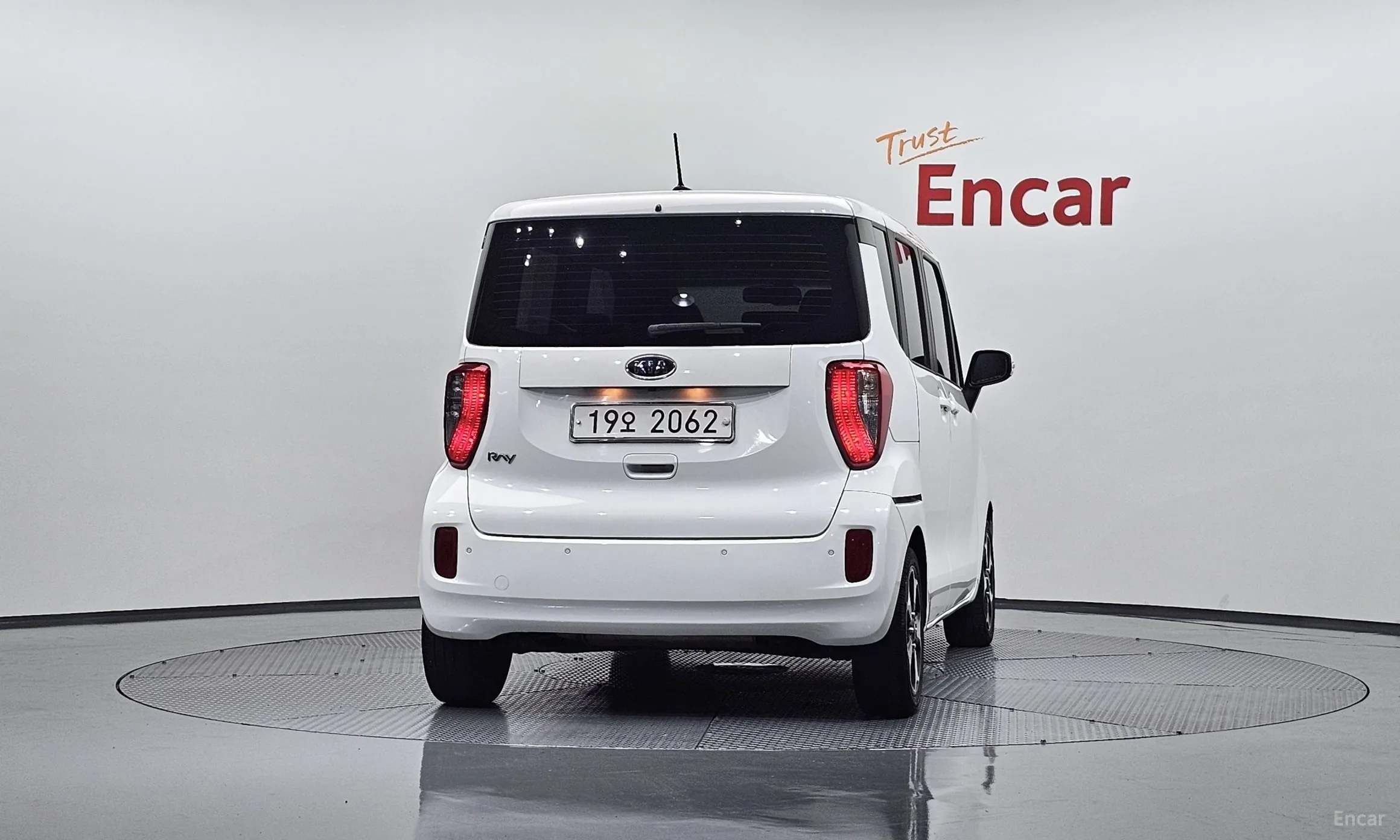 Kia Ray превью 4